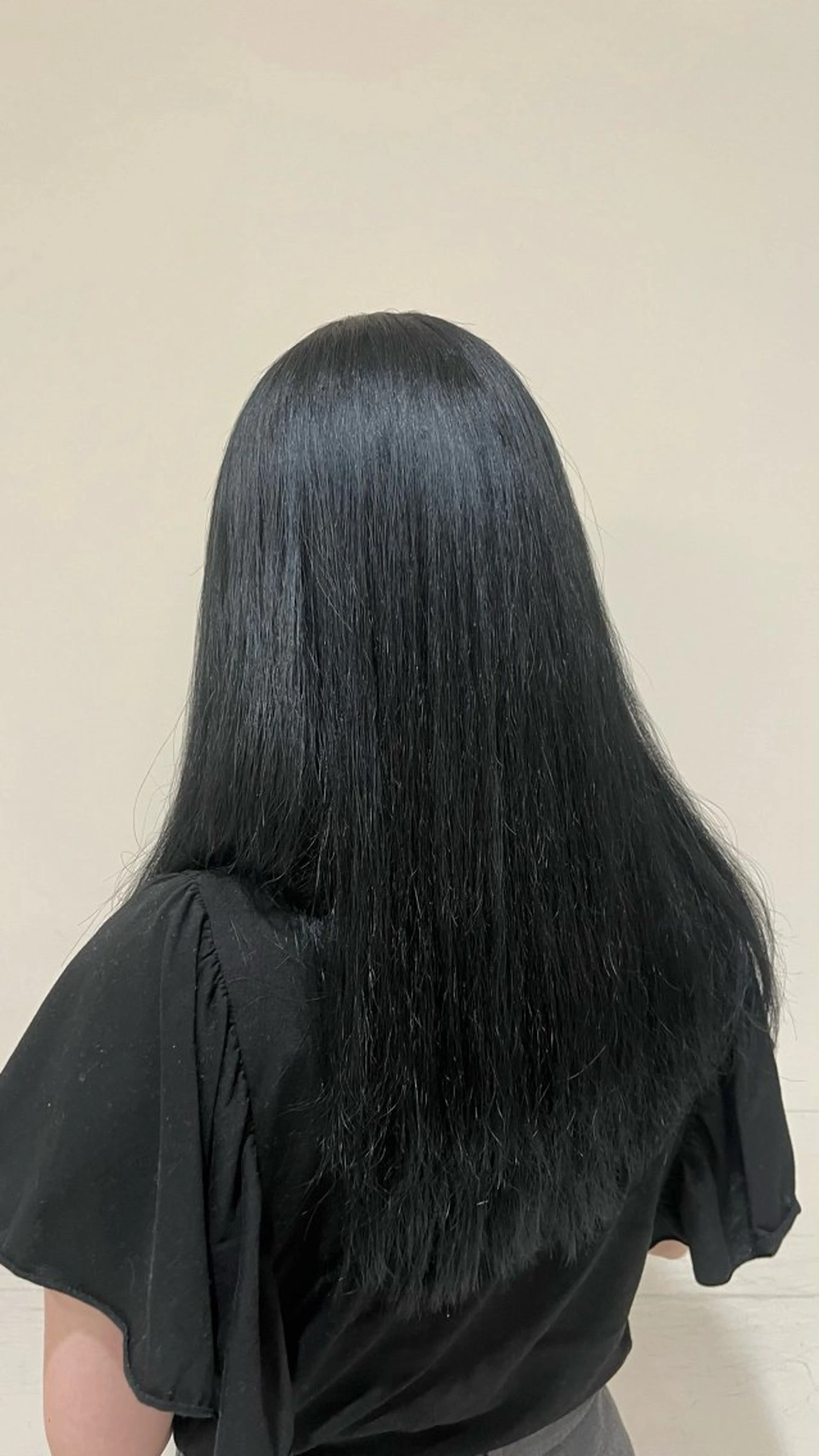 ロング カラー 黒髪 ブルーカラー ブルーブラック 透明感カラー レディースパーマ/ 長久手/フウカのヘアスタイル