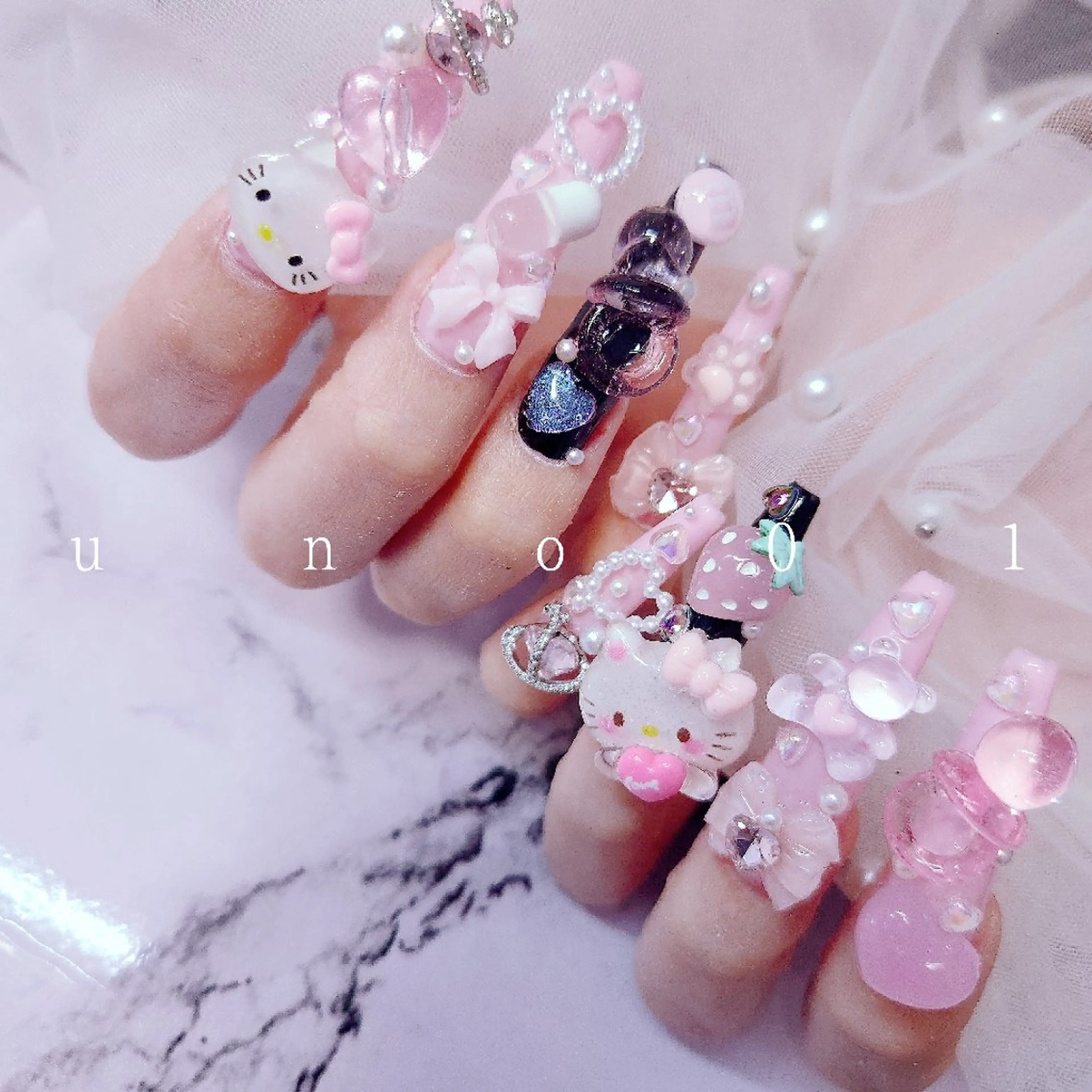 ネイル ハンドネイル 梅田🦄中崎町🩵 u n o 0 1のネイルデザイン