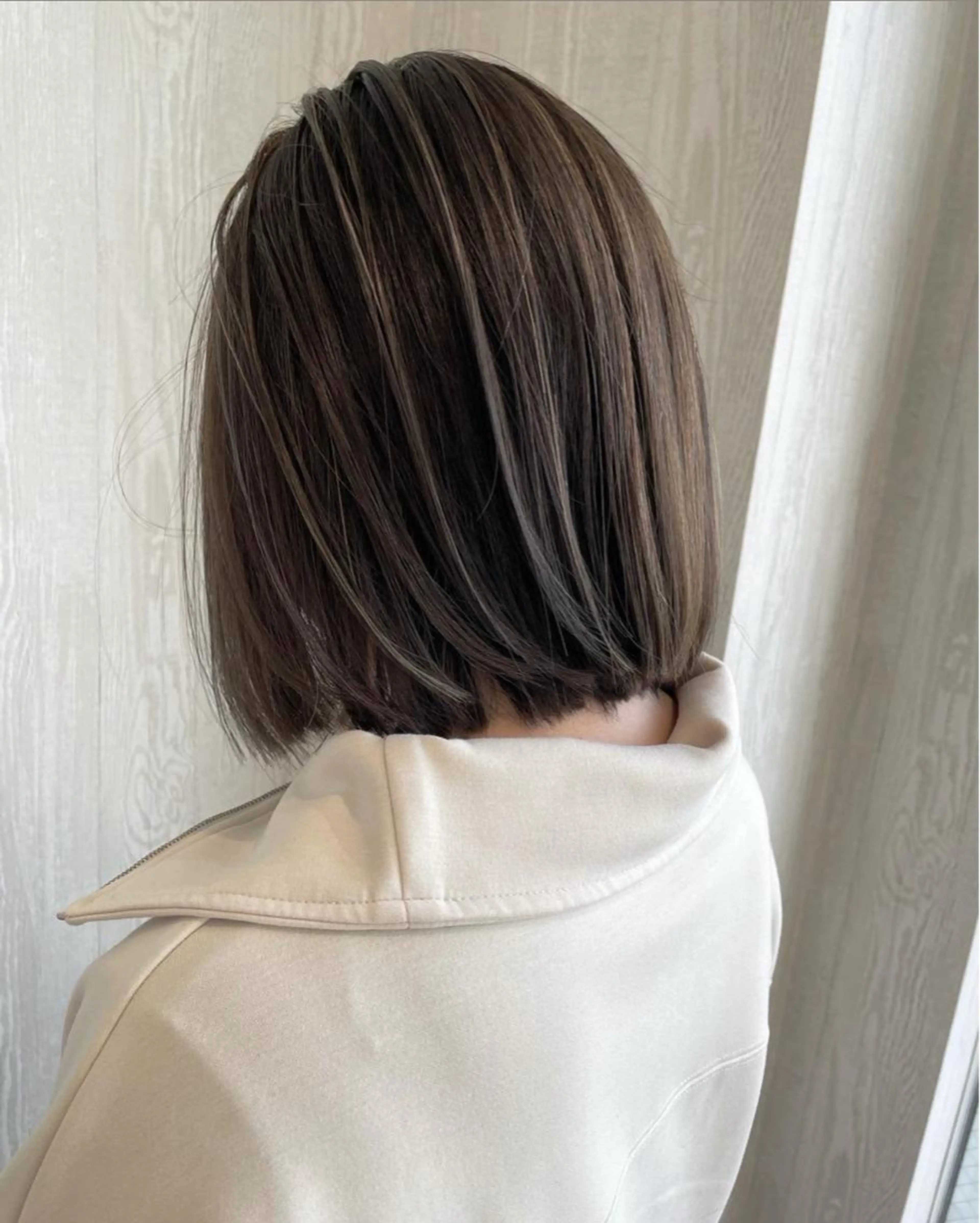 ミディアム カラー 顔まわりレイヤー 顔周りカット レイヤーカット ウルフカット ウルフレイヤー ヘアカラー トリートメント 河合秀明/ショート /ボブ/レイヤーのヘアスタイル