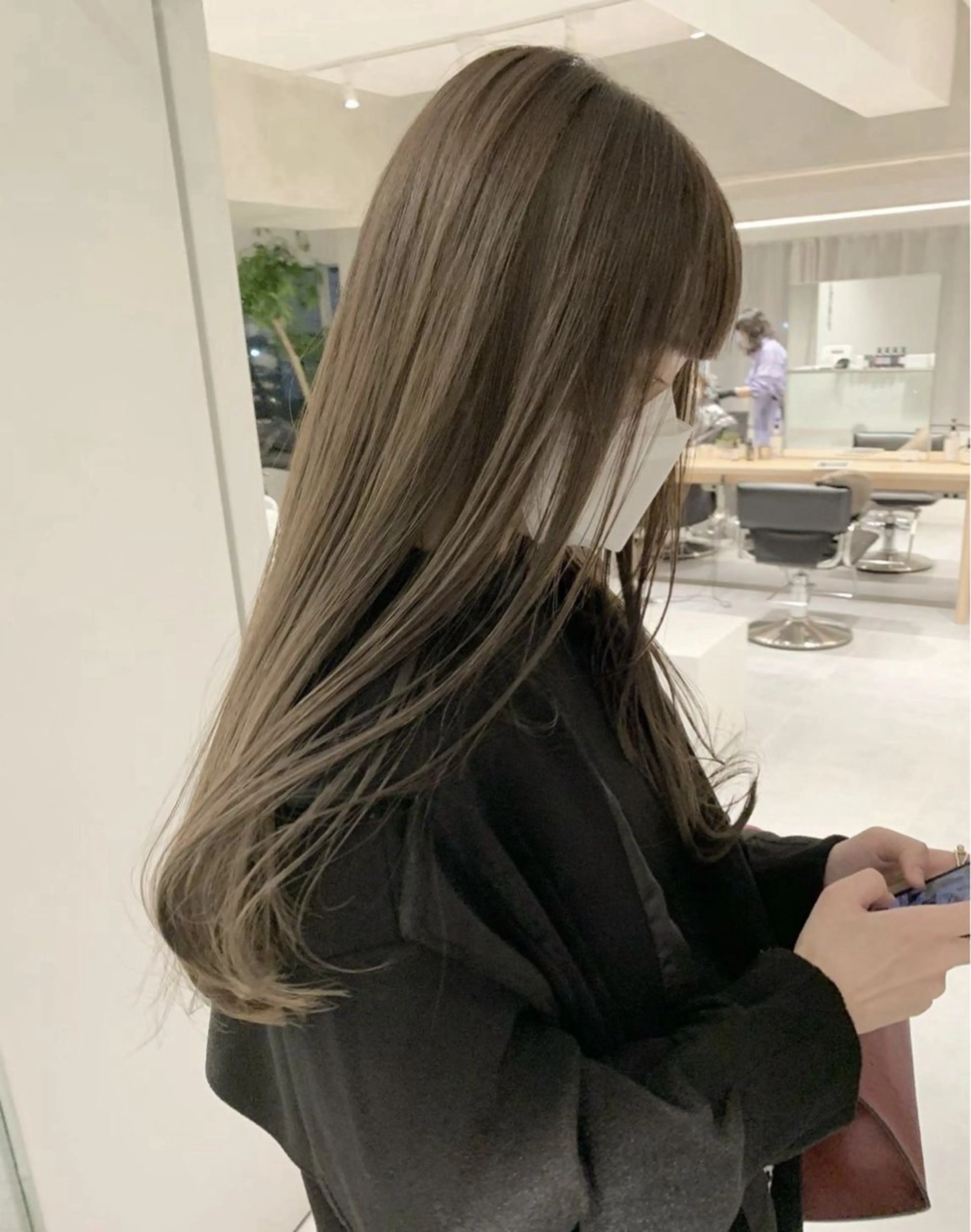 ロング カラー ベージュカラー ハイトーンカラー 赤み消しカラー/ ナチュラル/トモキのヘアスタイル