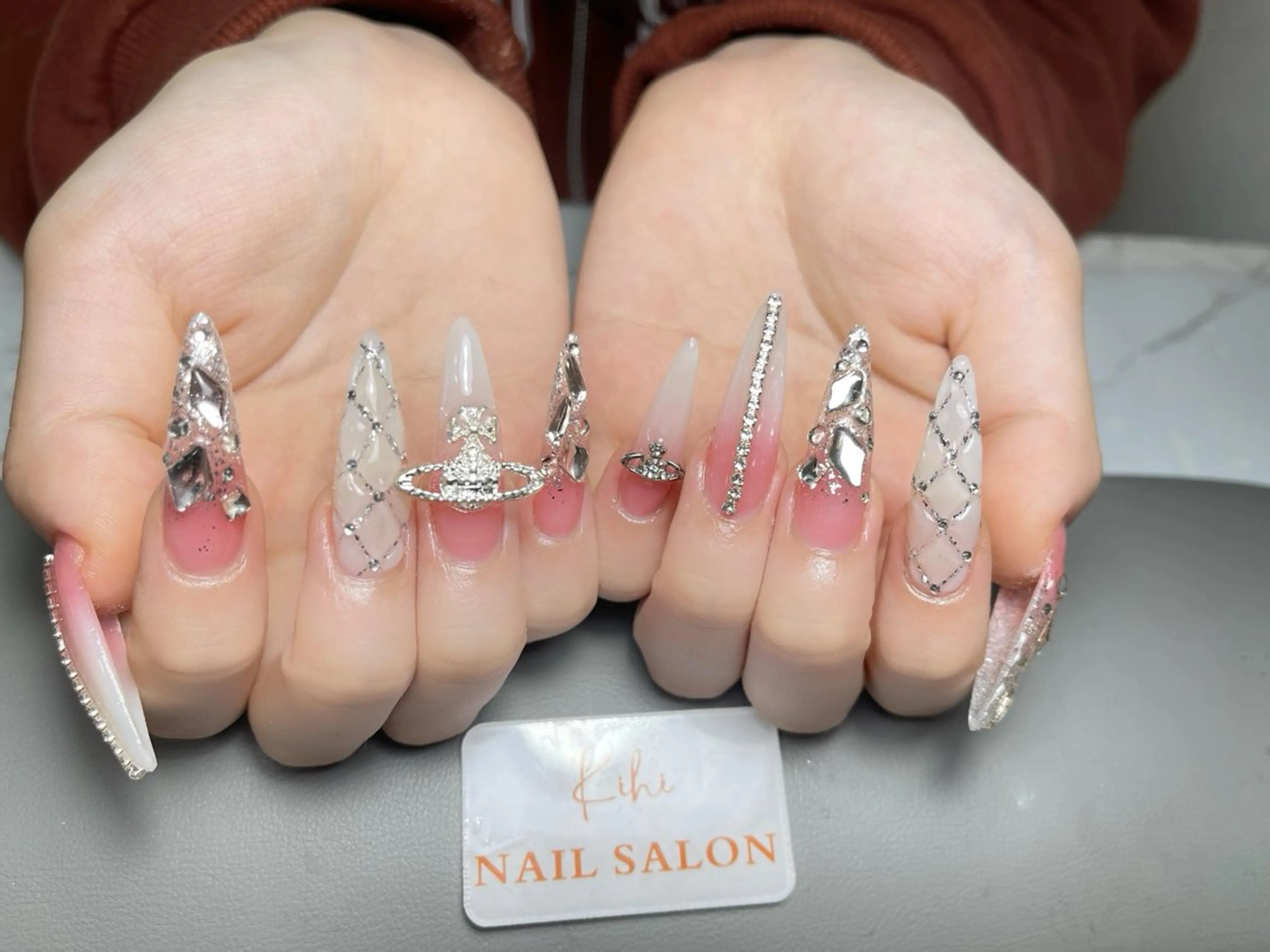 ネイル アートネイル フレンチネイル ジェルネイル グラデーション 韓国ネイル さくら💮💮 【オフ無料】のネイルデザイン