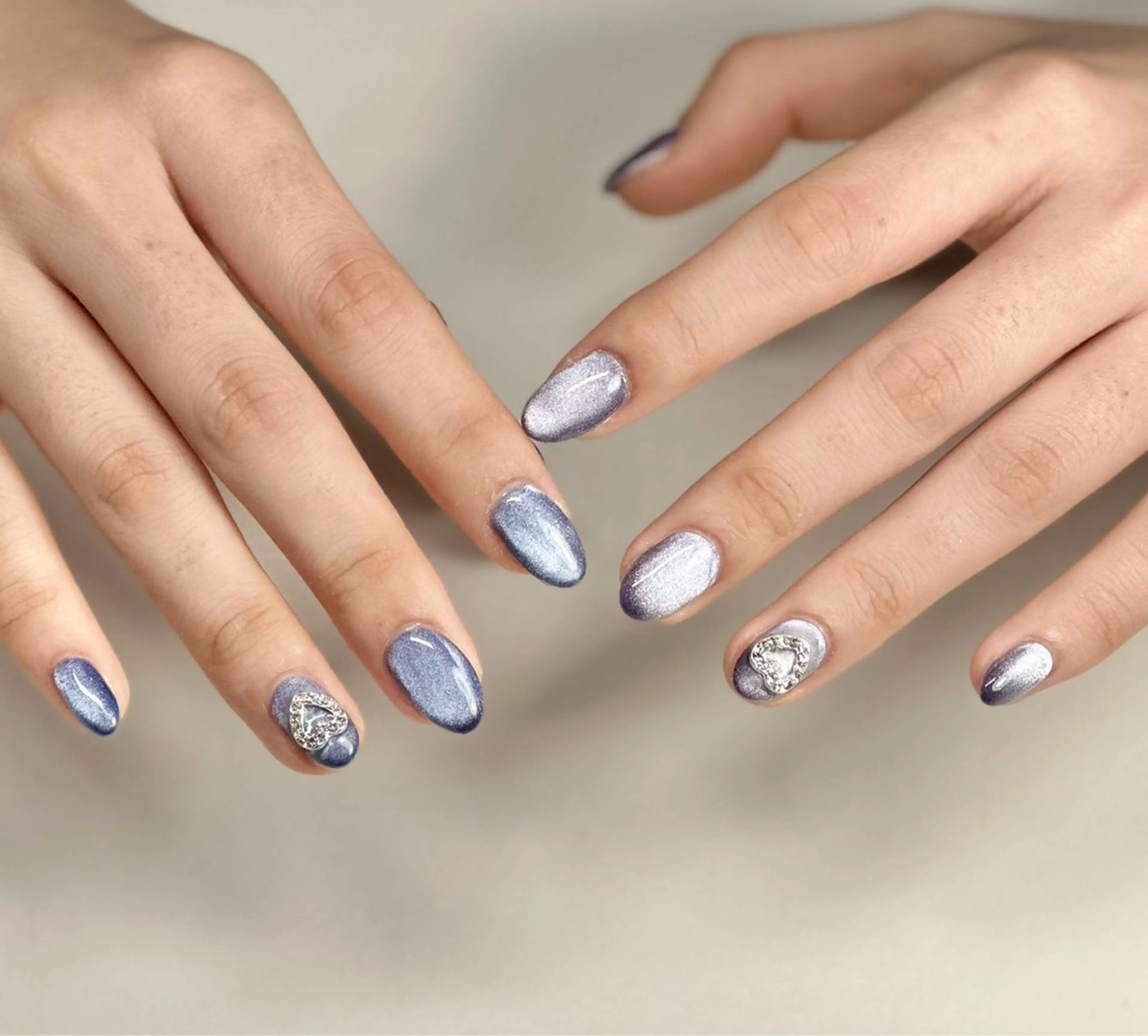 ネイル ハンドネイル THEBALM sixネイル💅のネイルデザイン