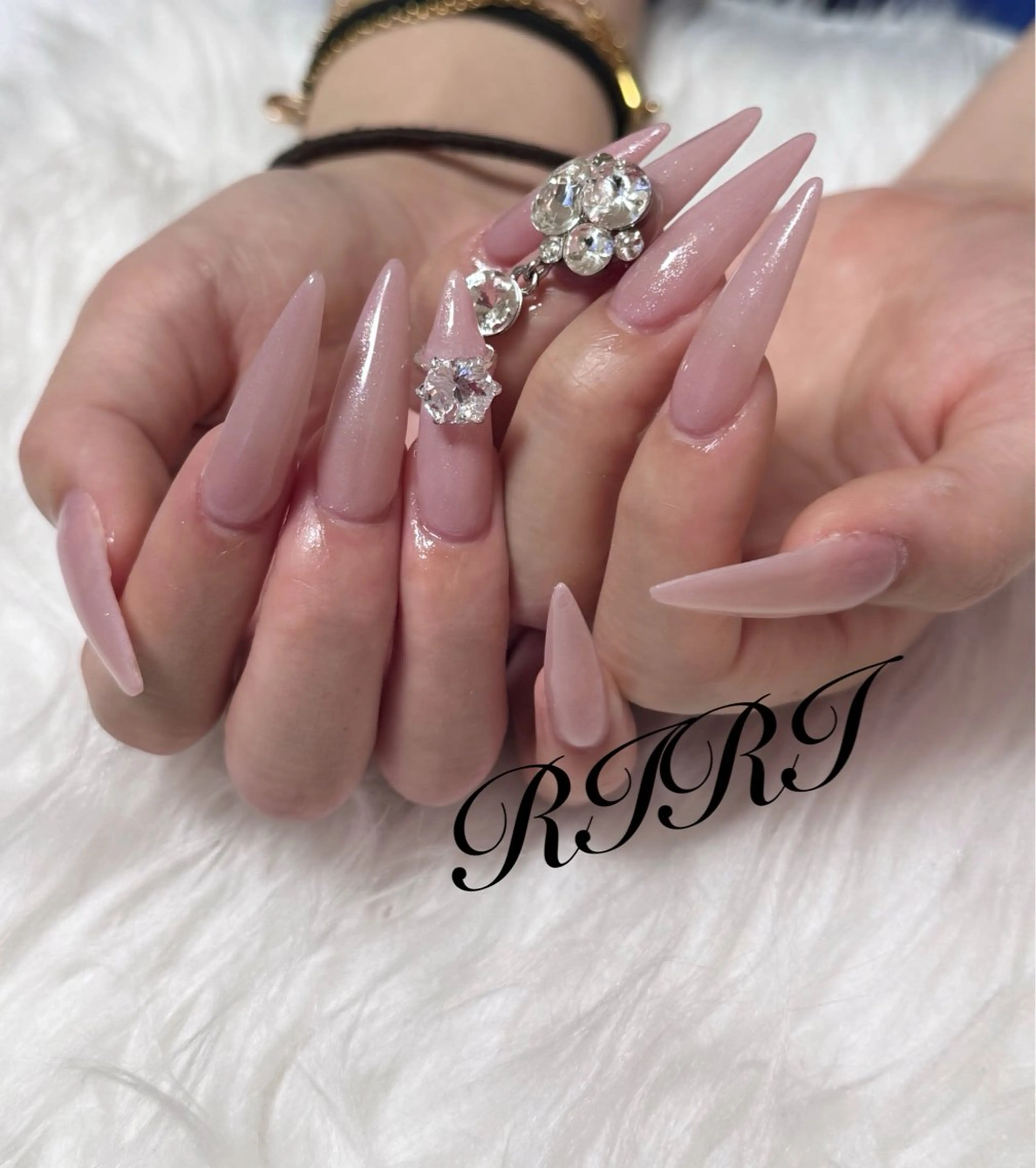 ネイル ハンドネイル riri オーナーのネイルデザイン