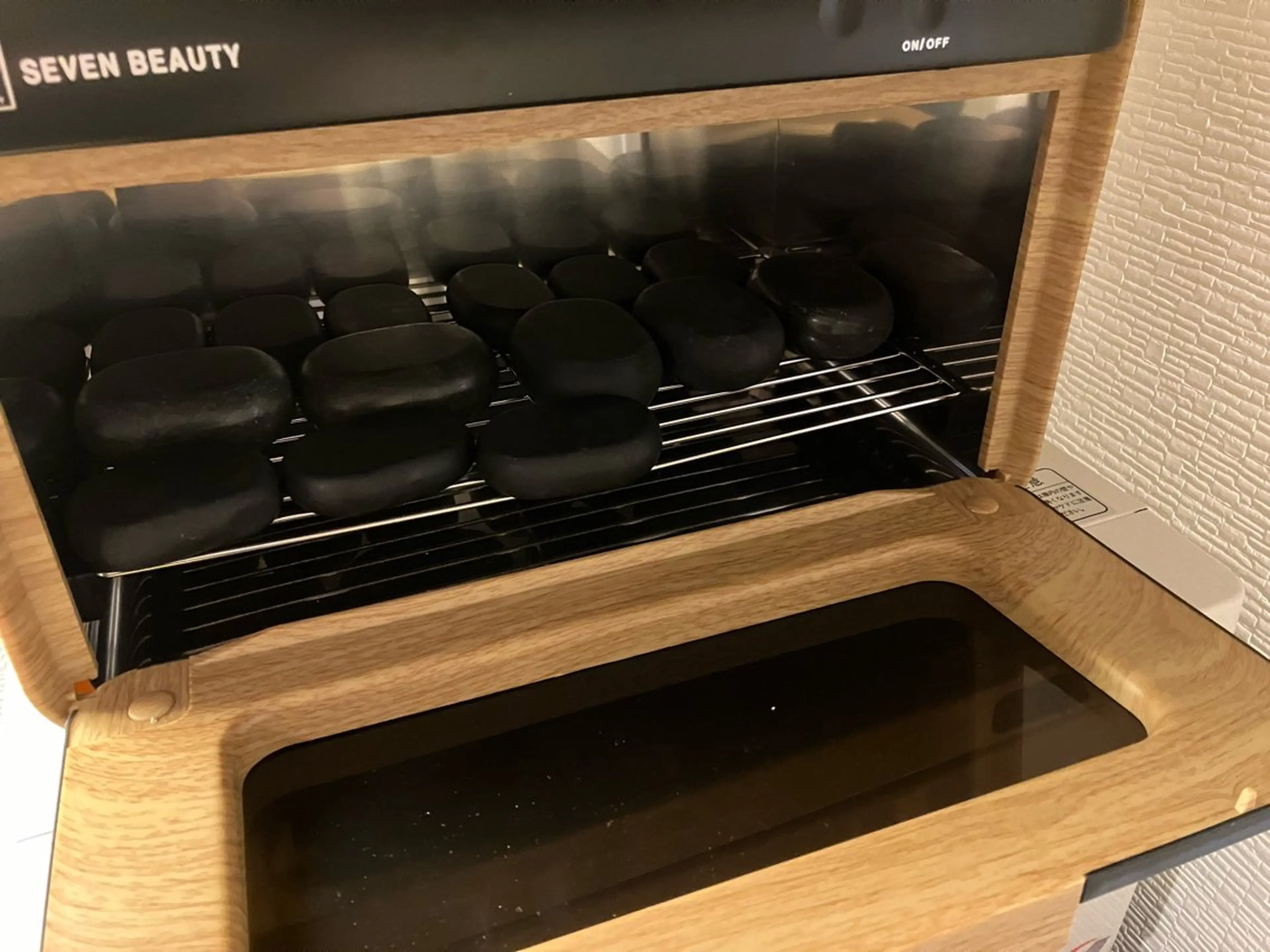 アロマホットストーン 【ル・プランジェ】のエステ・リラクイメージ