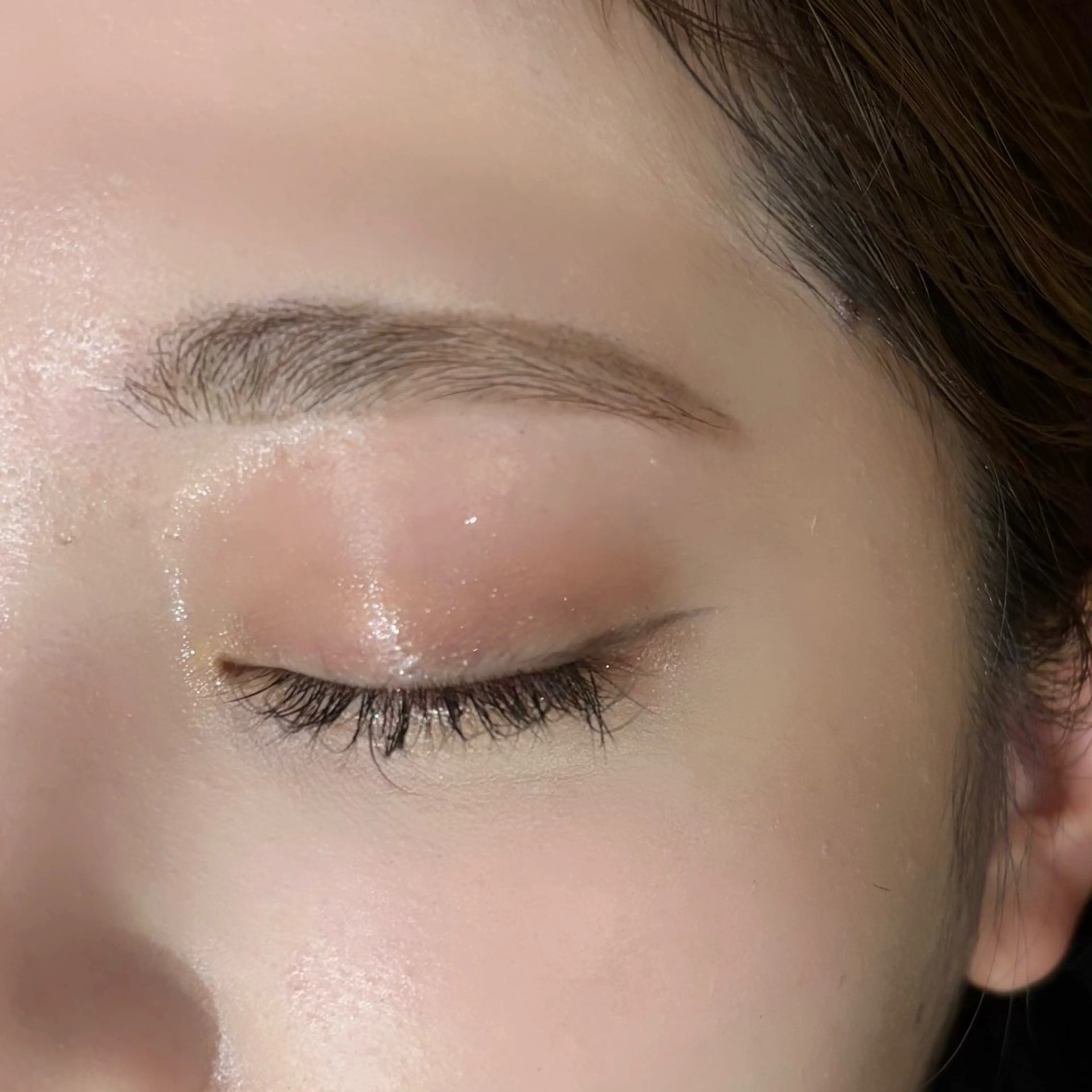 アイブロウ meguru／マツパ ／マツエク／束感のマツエク・マツパデザイン