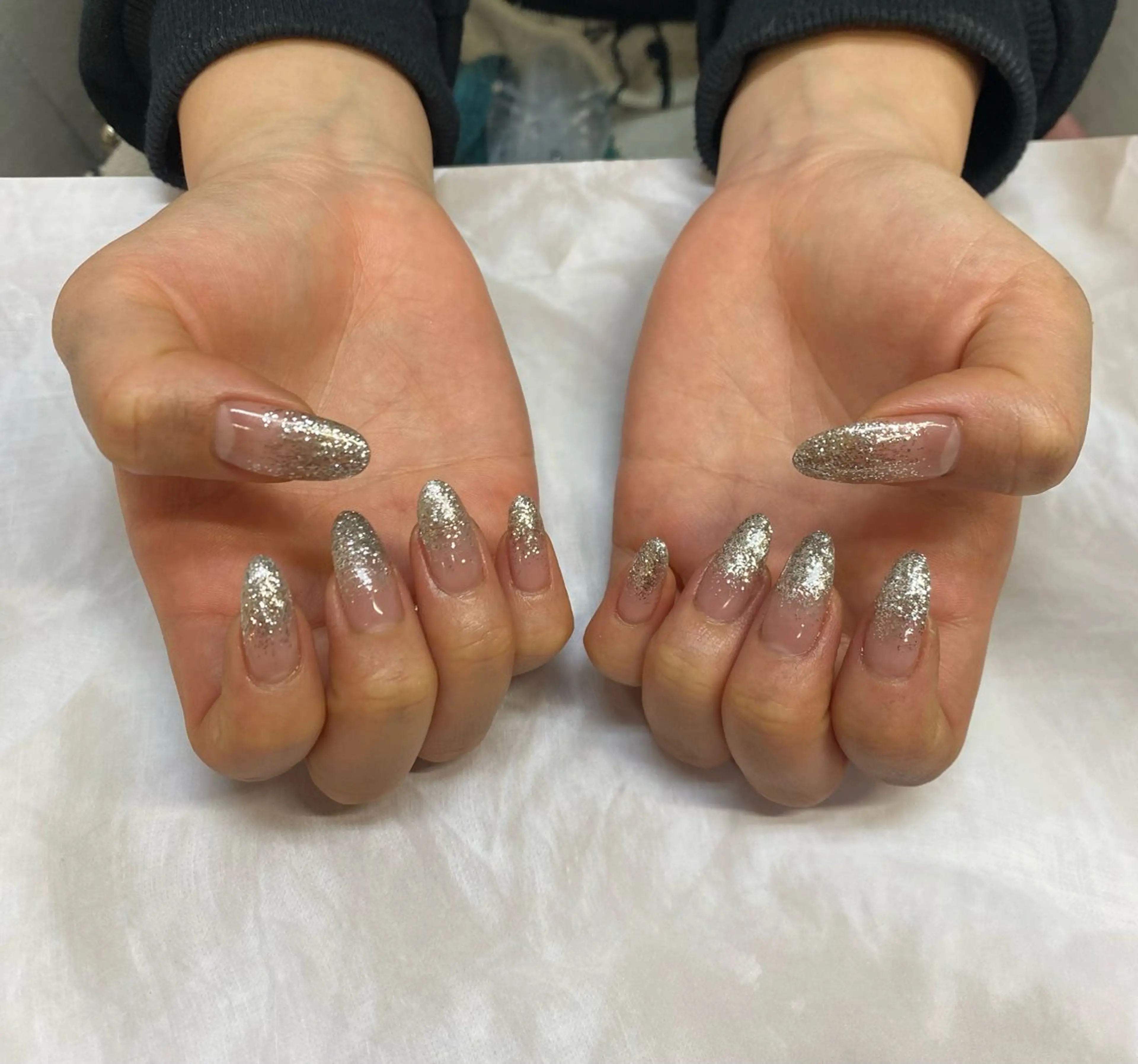 オフ有◎【ラメグラ】選べる豊富なカラー🌷お時間に余裕がある方🌈ご予約日に変更されず、ご来店可能な方お願いします💗の写真