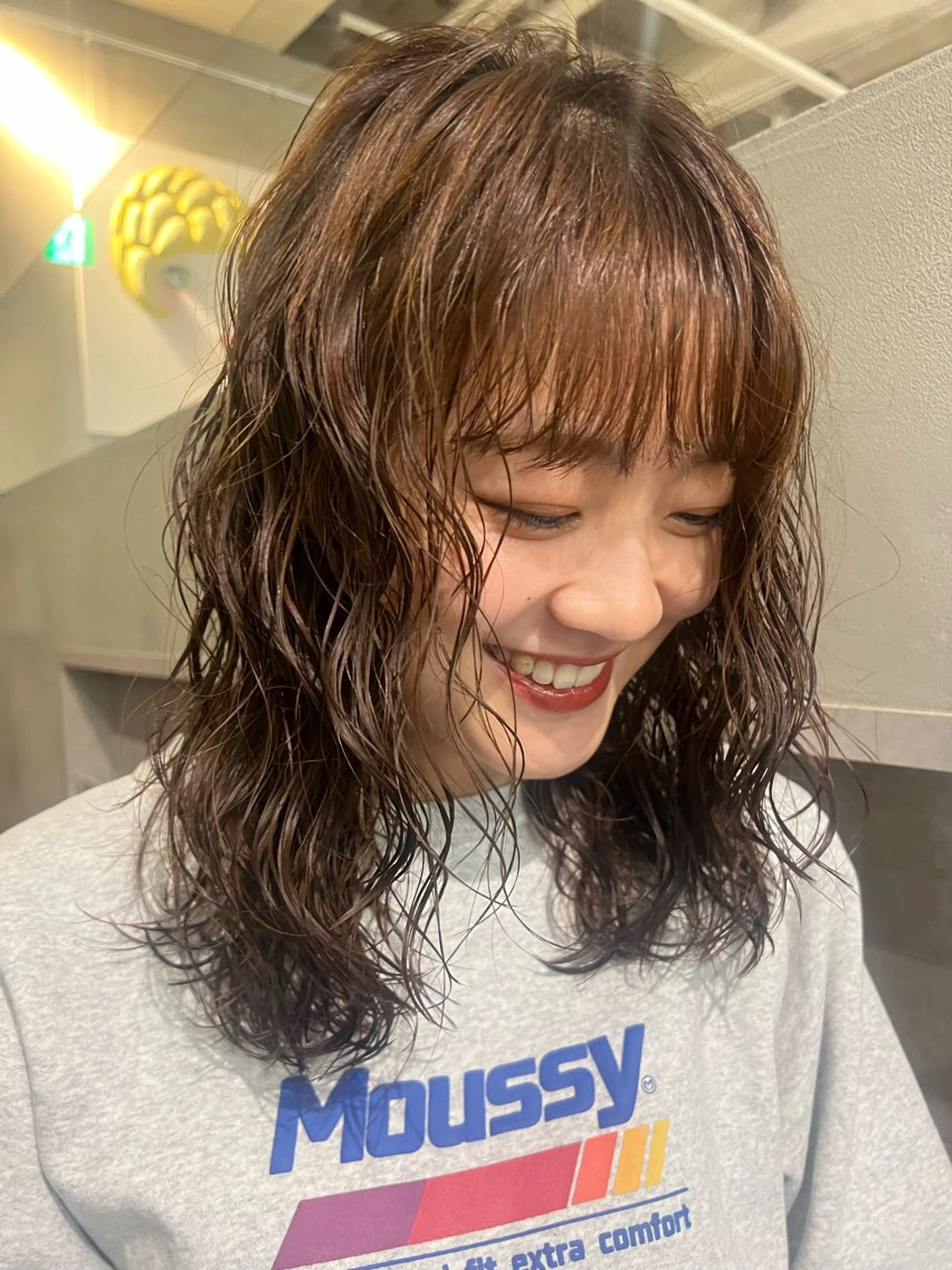 セミロング パーマ 小川 実夢のヘアスタイル