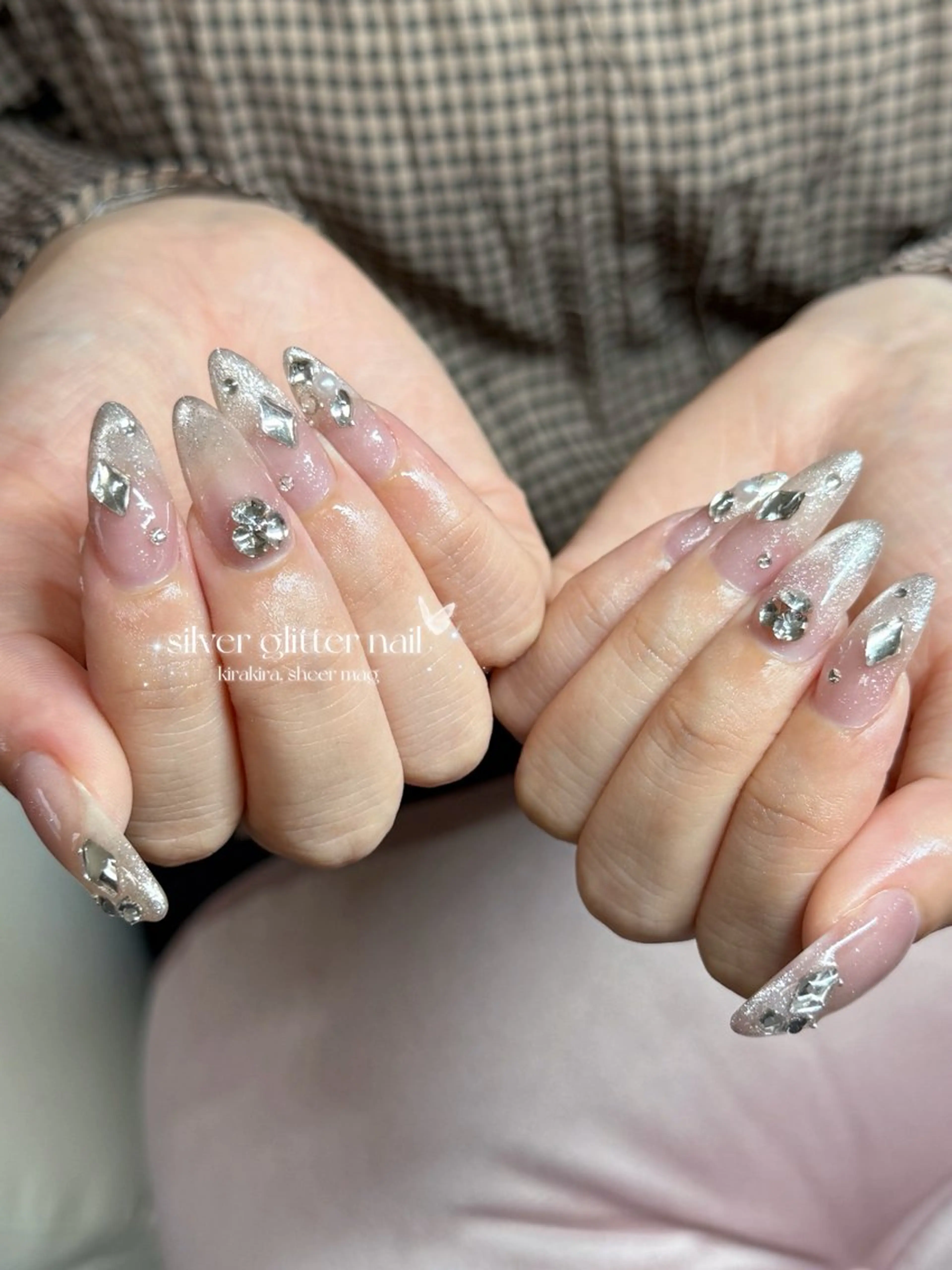 ネイル キラキラネイル ハンドネイル nail salon rhune所属・nail salon rhuneのネイルデザイン