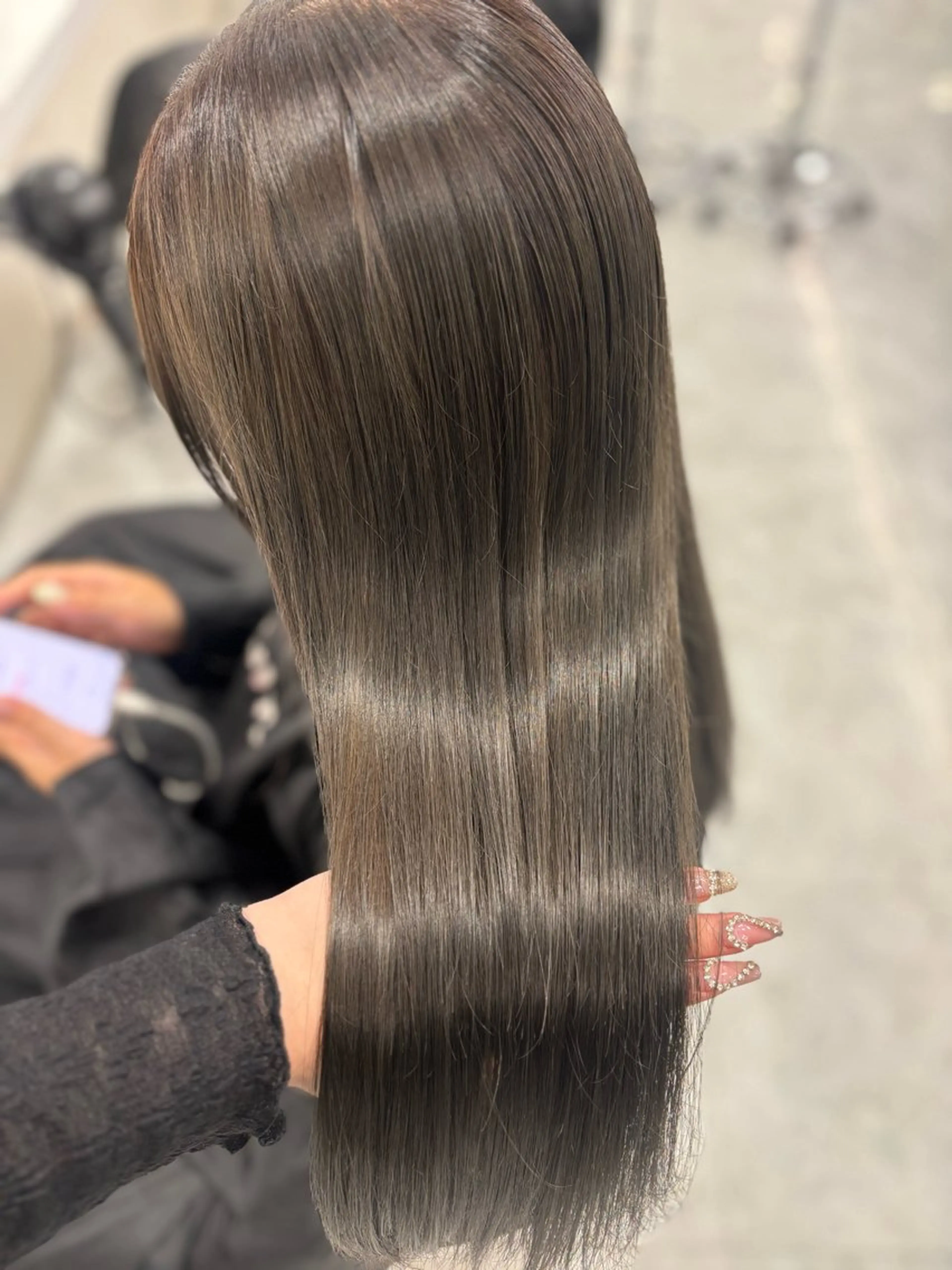 ロング カット ヘアカラー トリートメント ヘッドスパ ヘアセット まろっと艶感ブラウン ベージュ🤍まなかのヘアスタイル