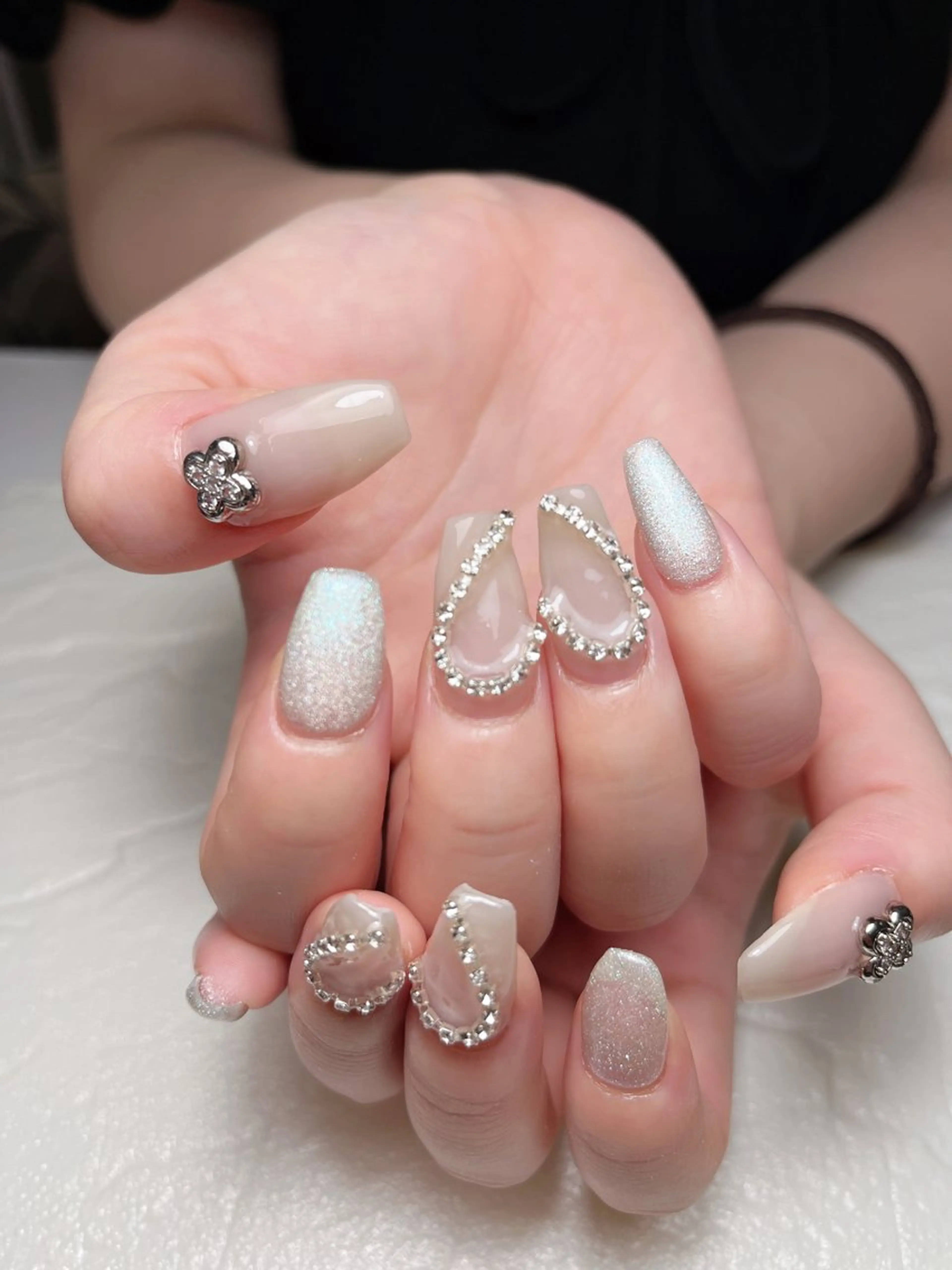 ネイル ewt miniのマツエク・マツパデザイン