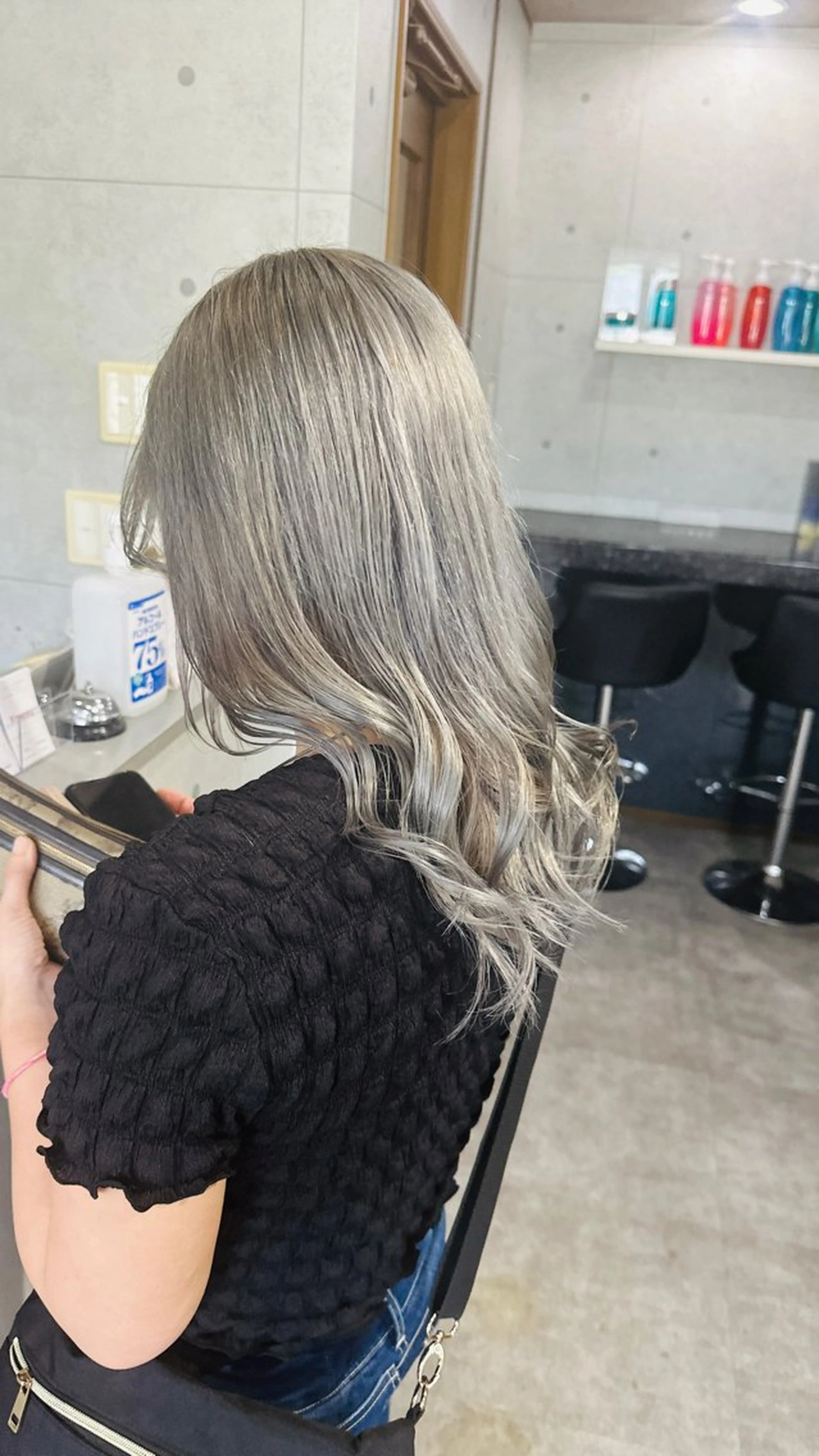 セミロング ボブ くびれヘア くせ毛 髪質改善 切りっぱなしロブ カット ヘアカラー REVE美容室 REVEマツエクのヘアスタイル