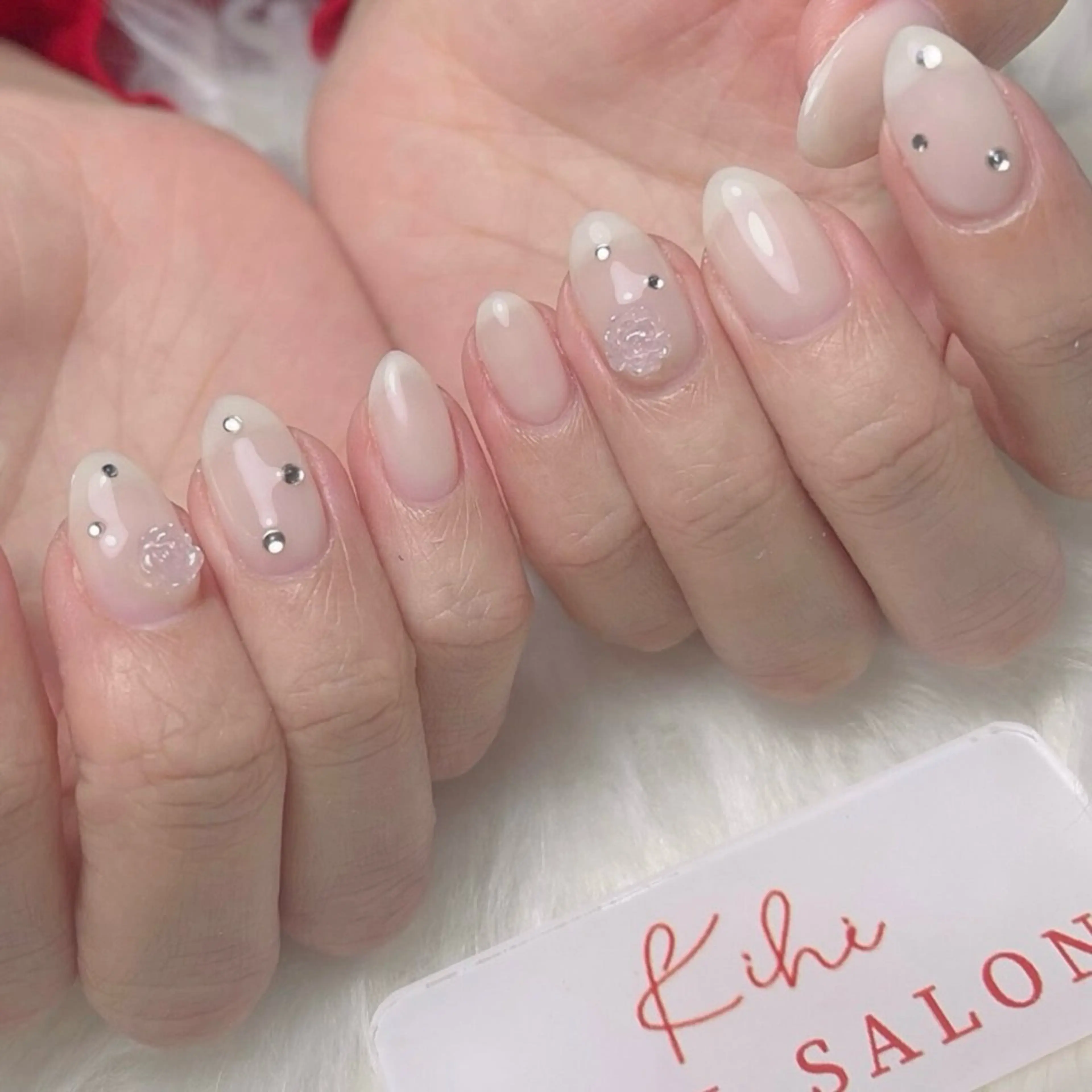 ネイル アートネイル フレンチネイル ジェルネイル グラデーション 韓国ネイル ハンドネイル 久保田 マリコのネイルデザイン