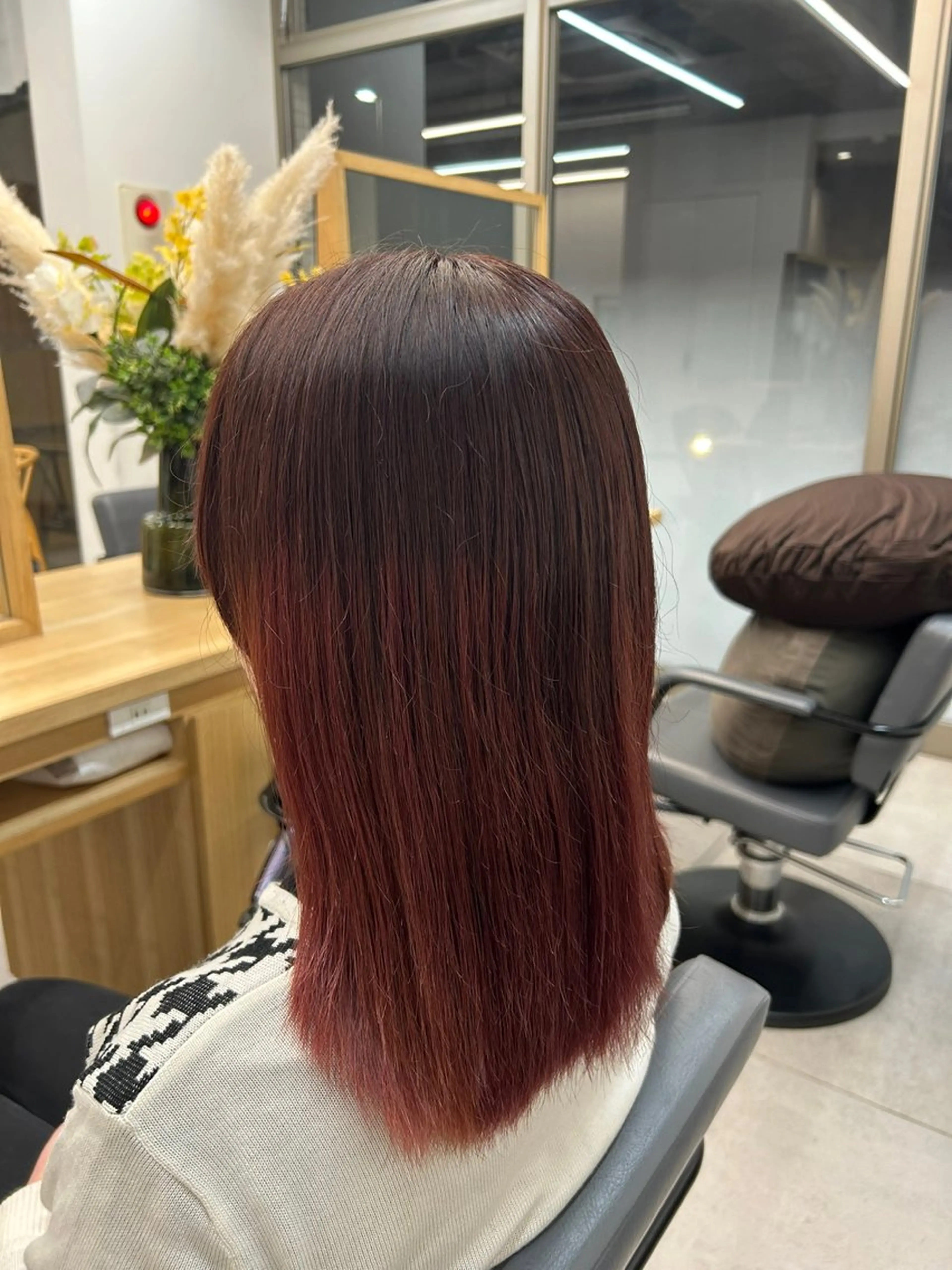 ミディアム カット ヘアカラー Ore／Himeka 🌷レディースのヘアスタイル