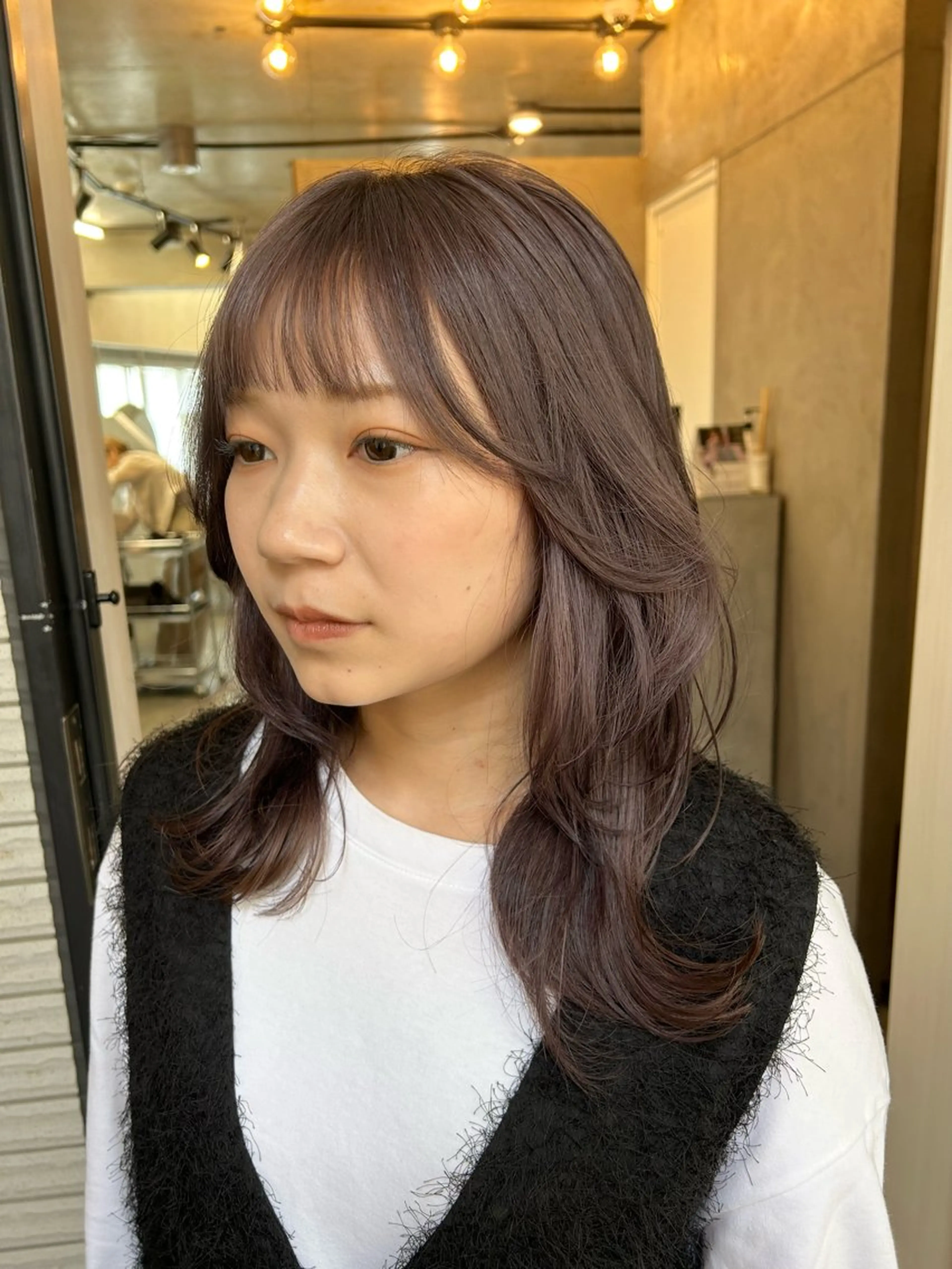 セミロング カラー Haru/THREE …by velvetのヘアスタイル