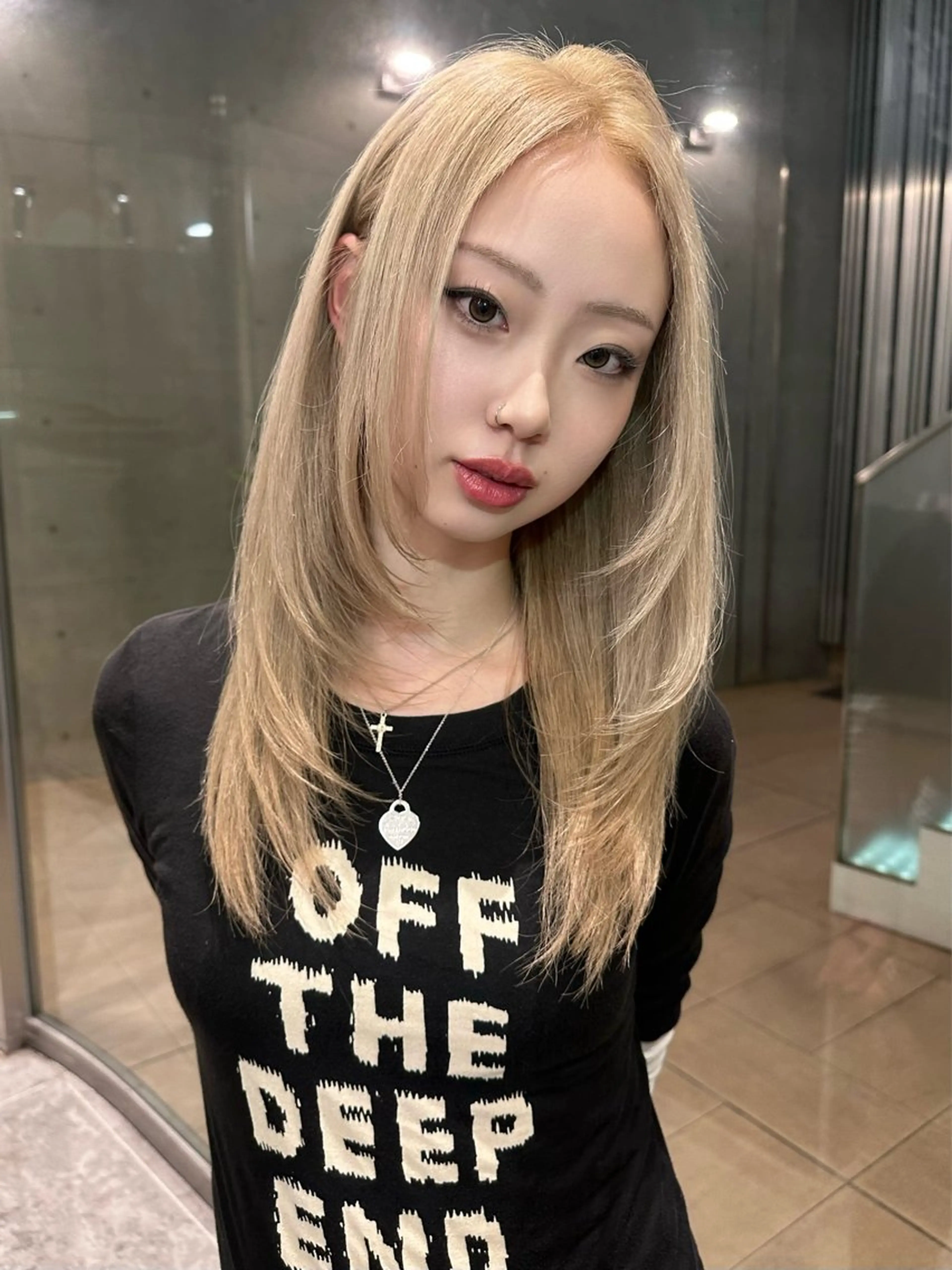 ミディアム カラー カット ヘアカラー トリートメント RiA/レイヤーカッ ト/ハッシュカットのヘアスタイル