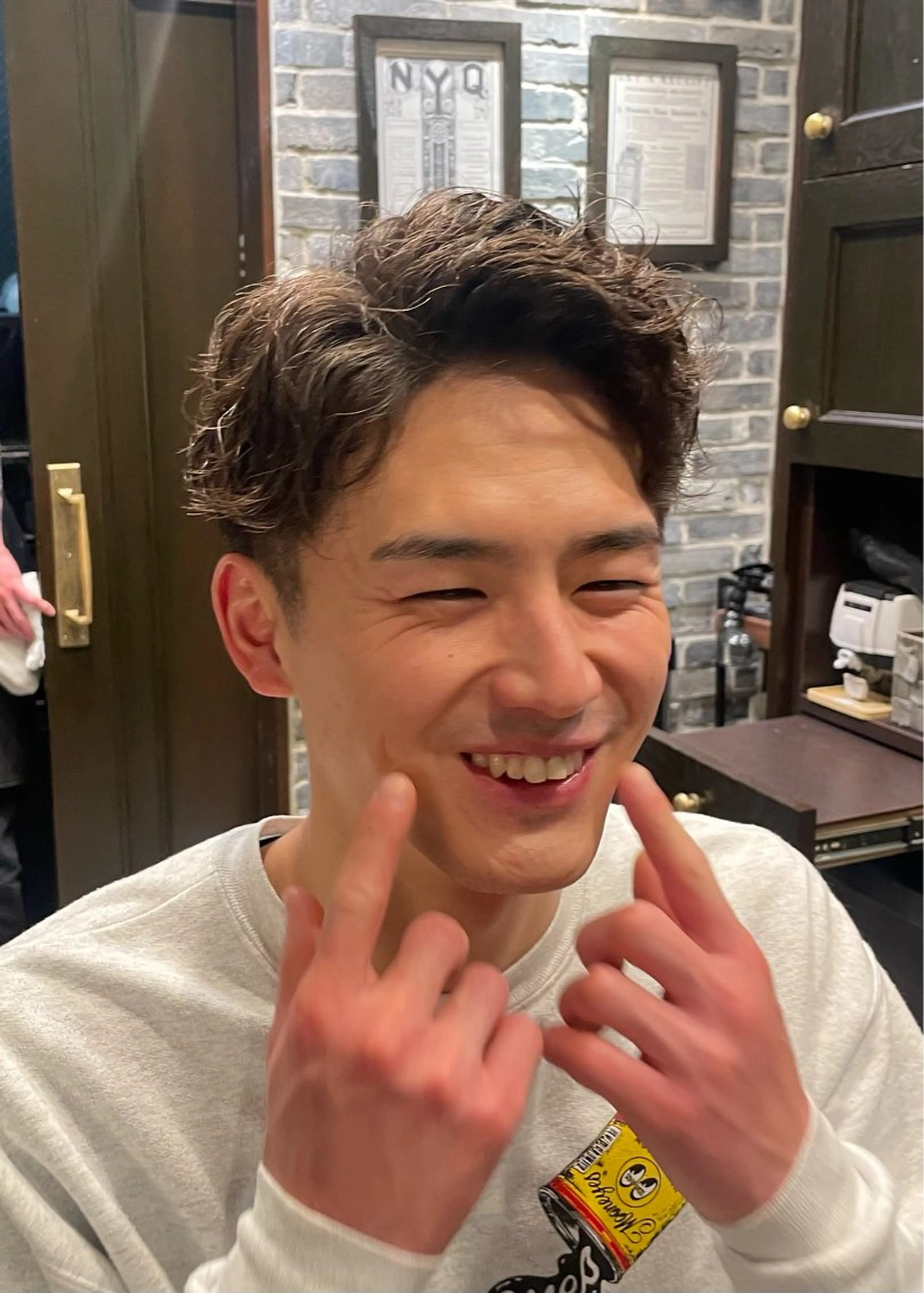 ショート パーマ メンズ カット無料 長利愛花のヘアスタイル