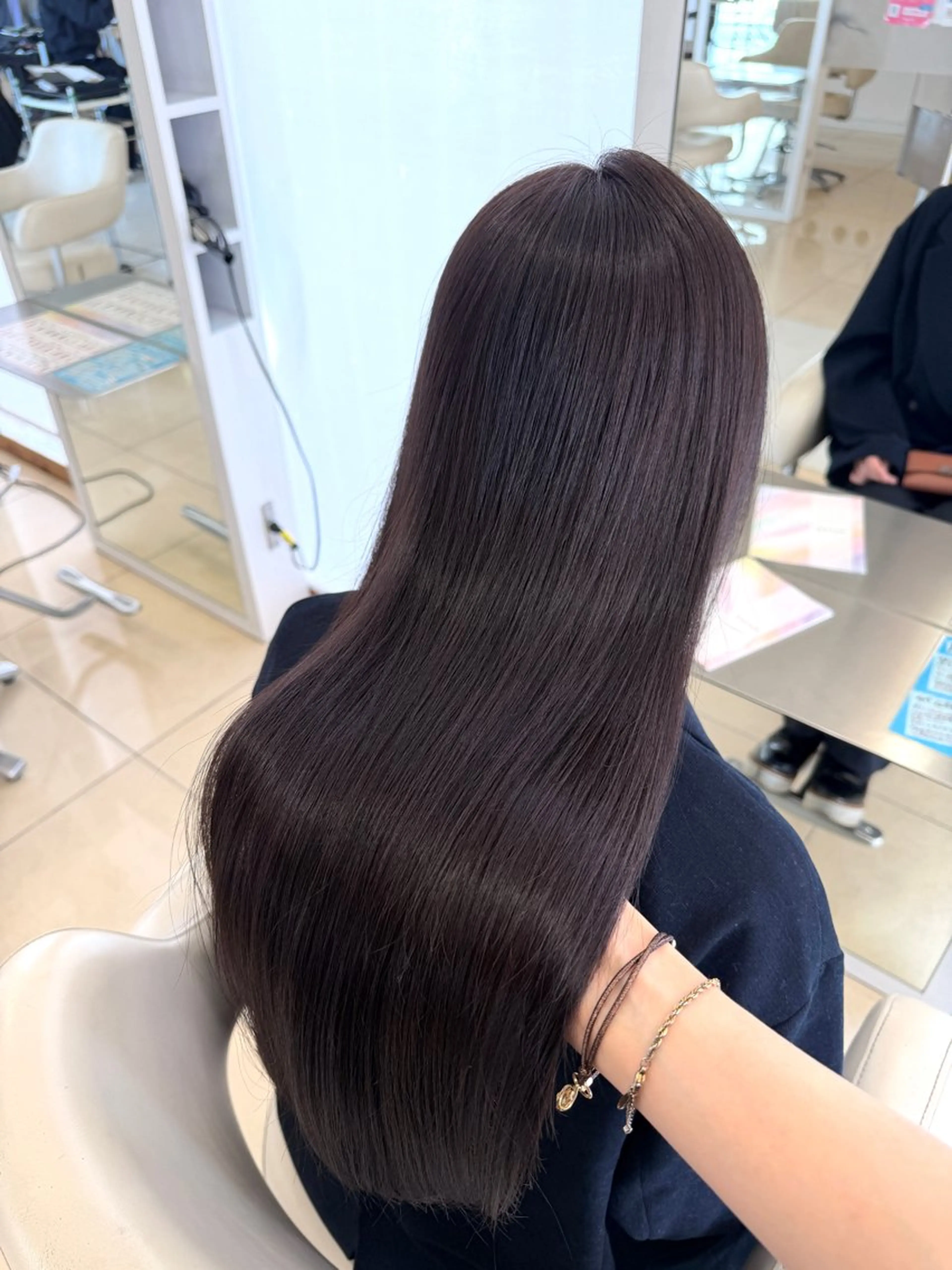 ロング カラー カット ヘアカラー トリートメント 🎀艶カラー🎀 大林未侑のヘアスタイル