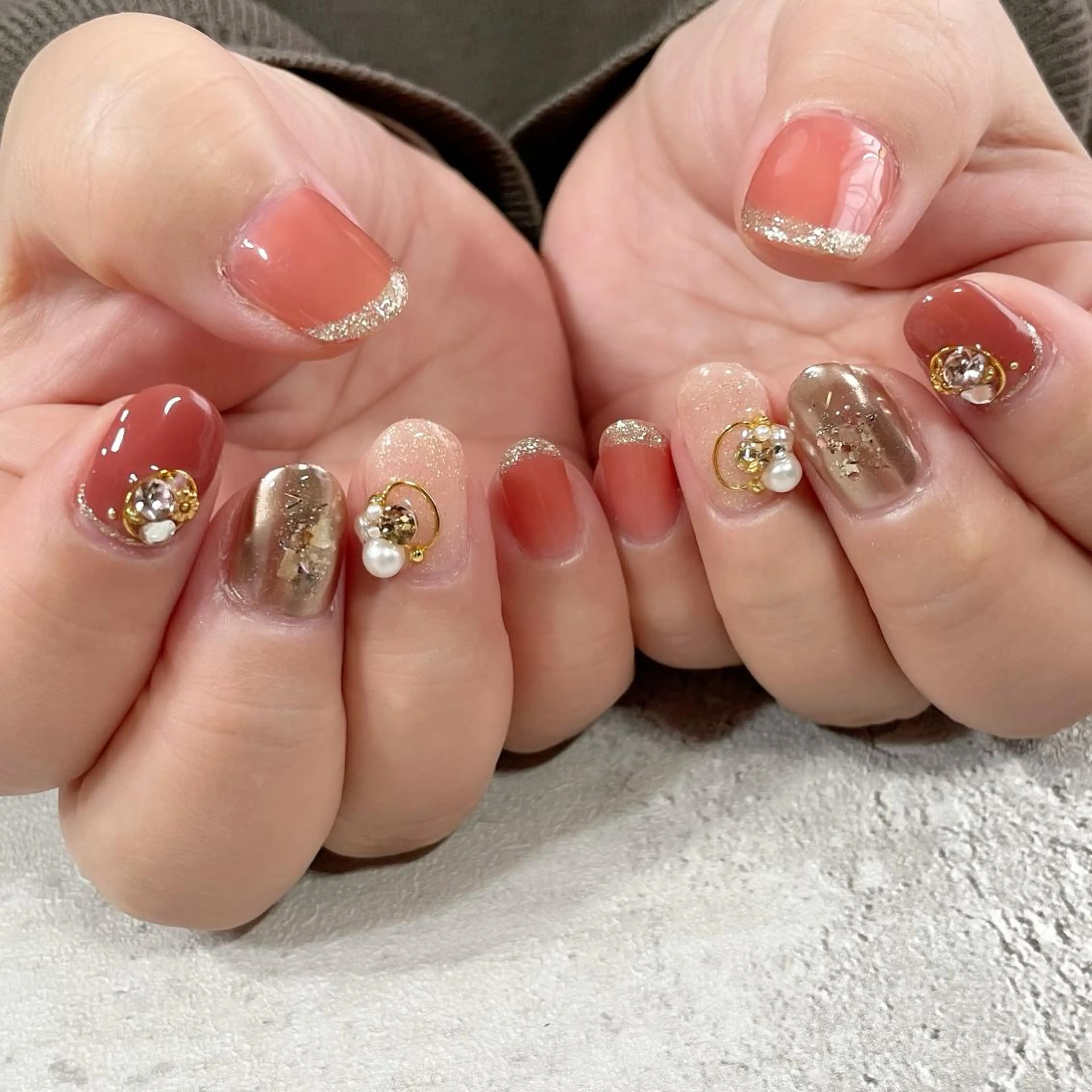 ネイル ジェルネイル 東 千夏のネイルデザイン