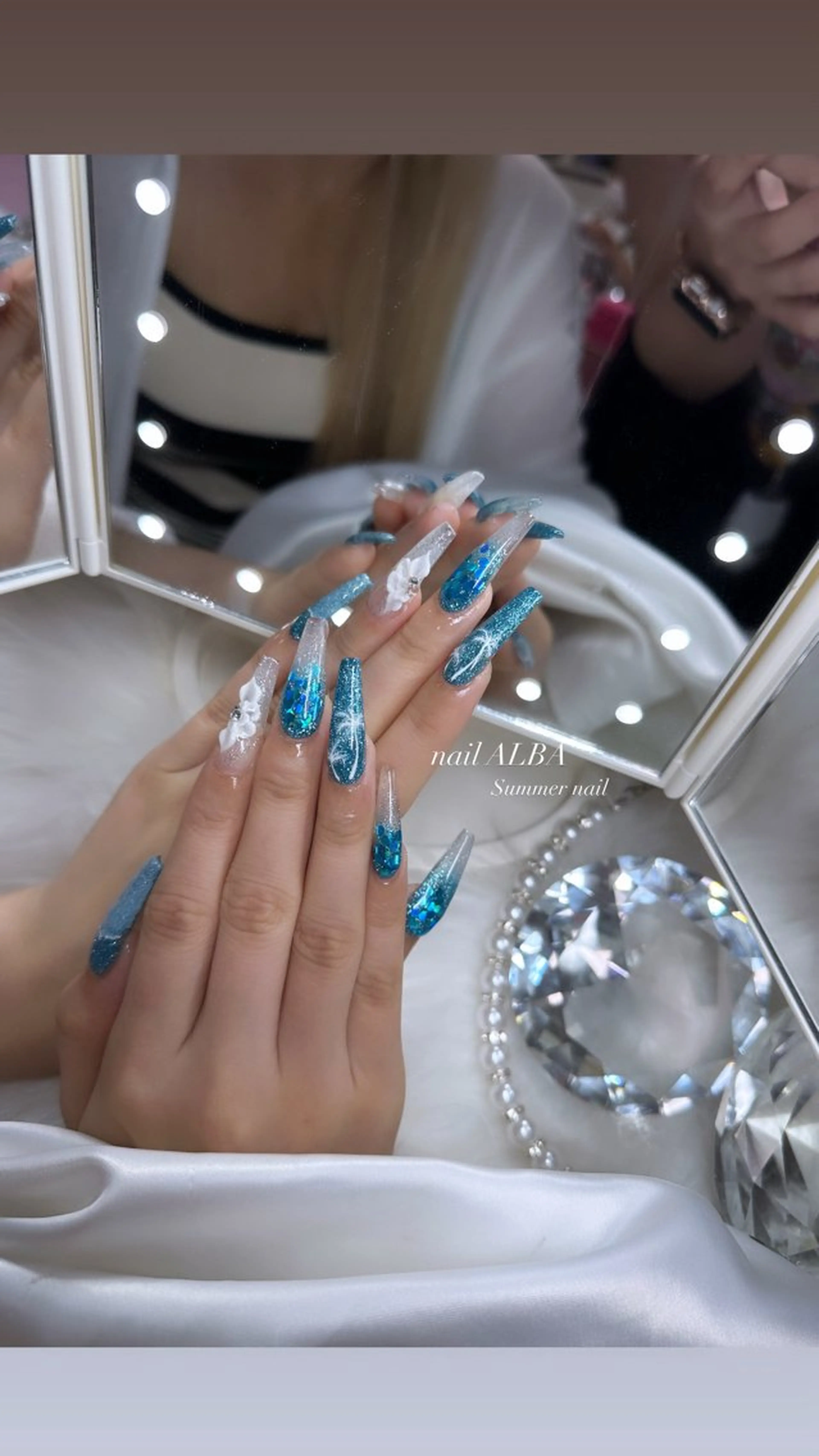 ネイル 加納 莉音のネイルデザイン