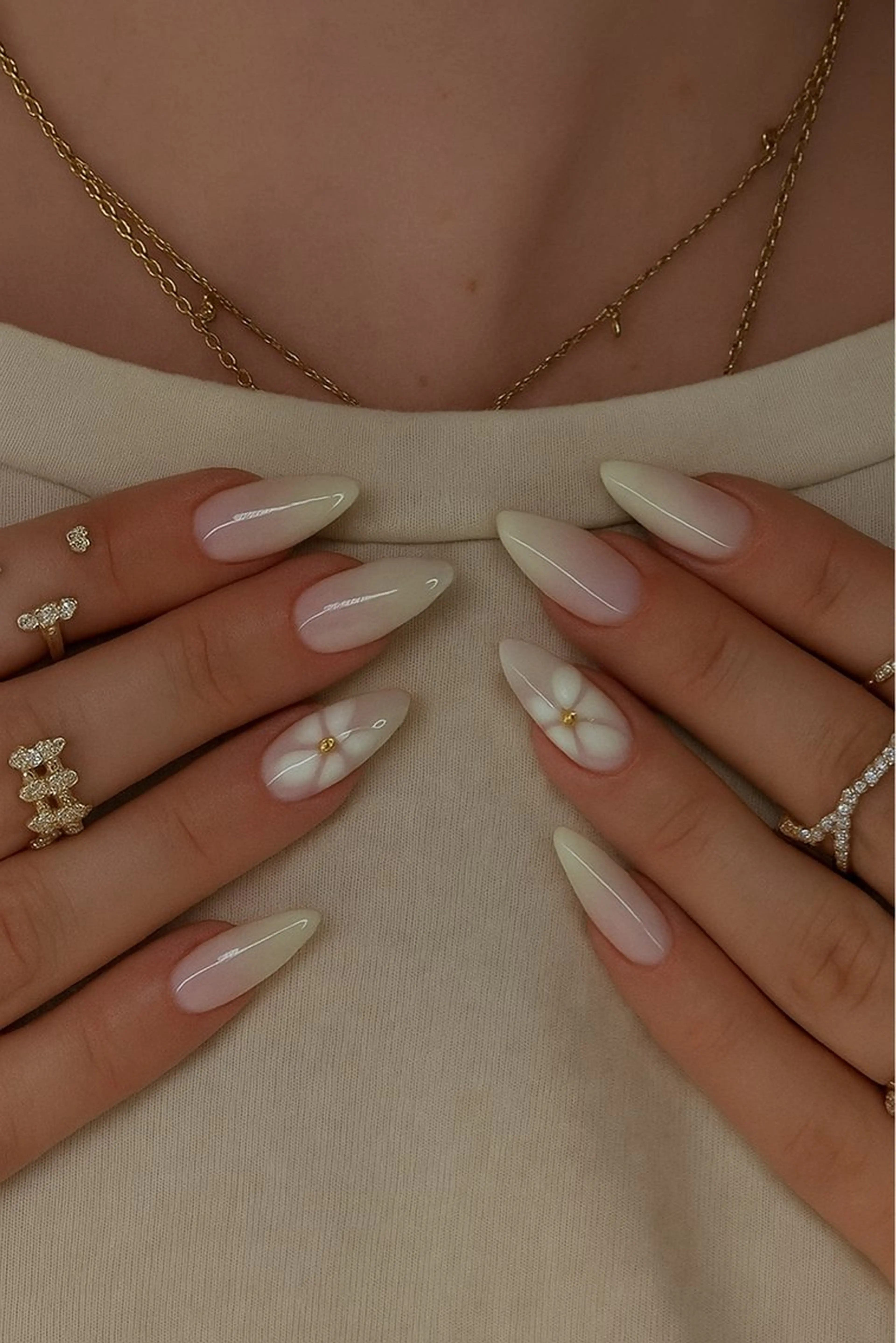 【ハンド】2本アートコース🦋«オフあり»の写真