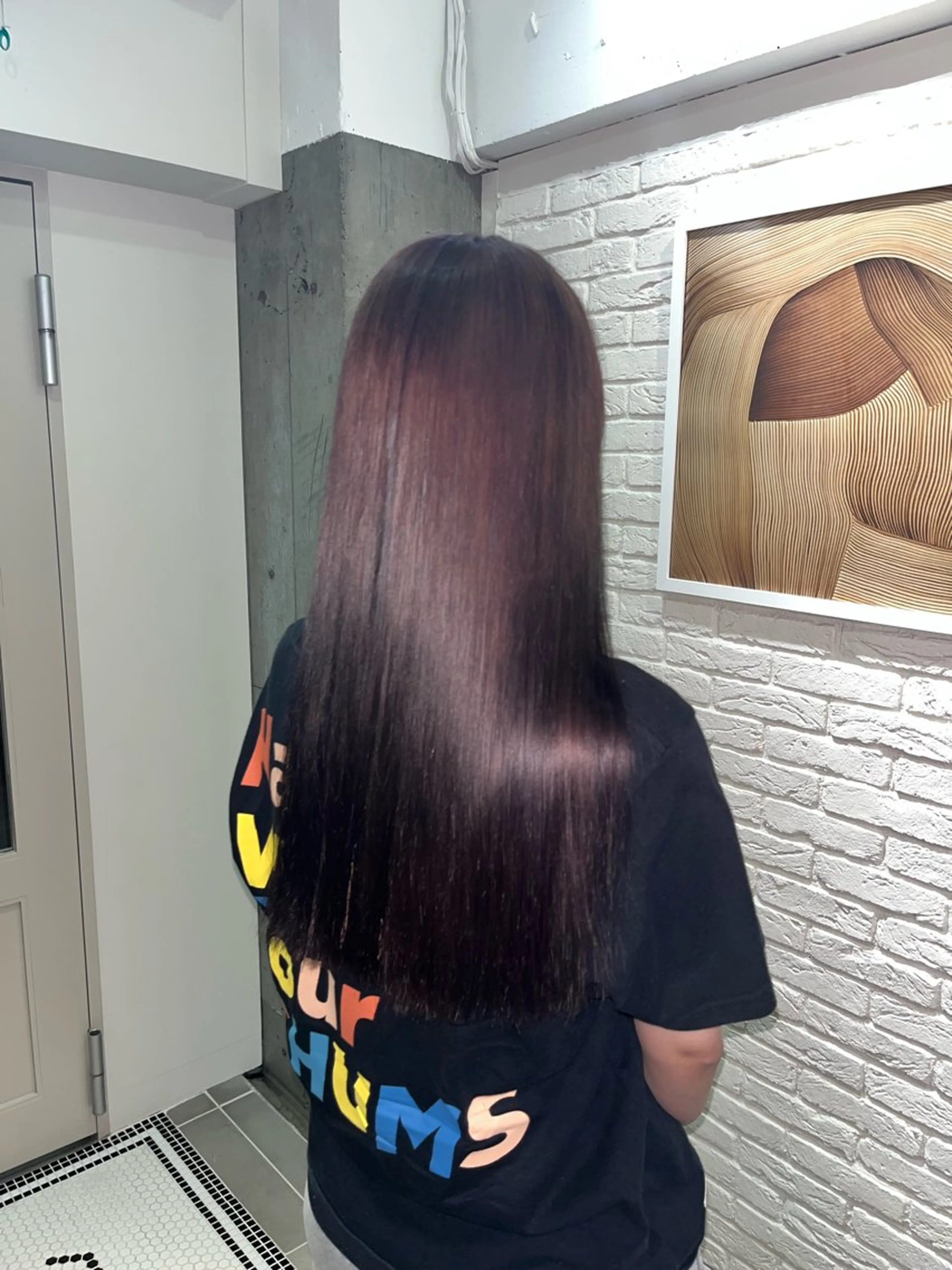 ロング カラー ブリーチ 透明感カラー ピンクカラー ピンクパープル パープルカラー くすみカラー/海外 レイヤー/ ローレンのヘアスタイル