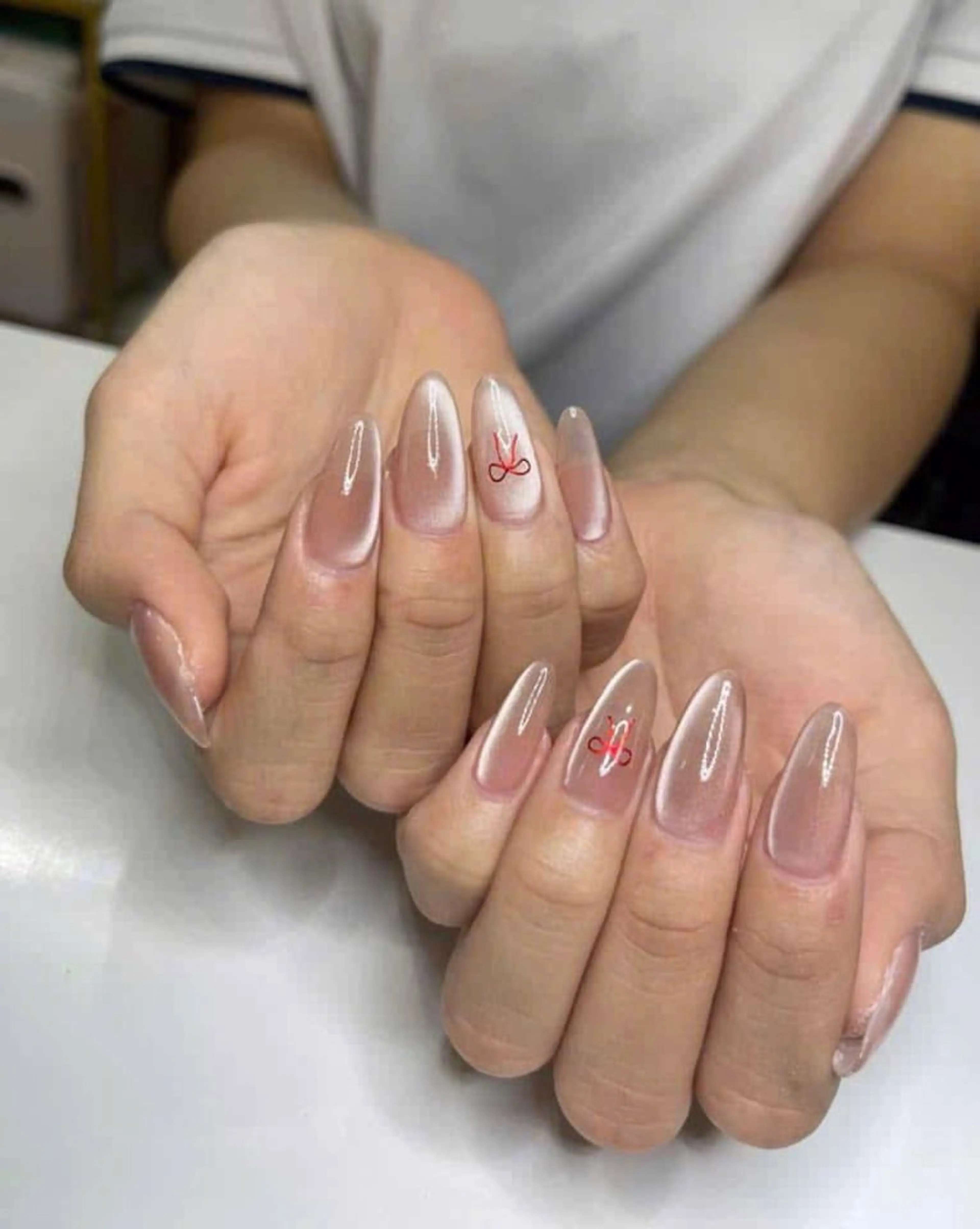 ネイル キラキラネイル 韓国ネイル ミラーネイル シンプルネイル ワンホンネイル ハンドネイル Haruki Nail Salonのネイルデザイン