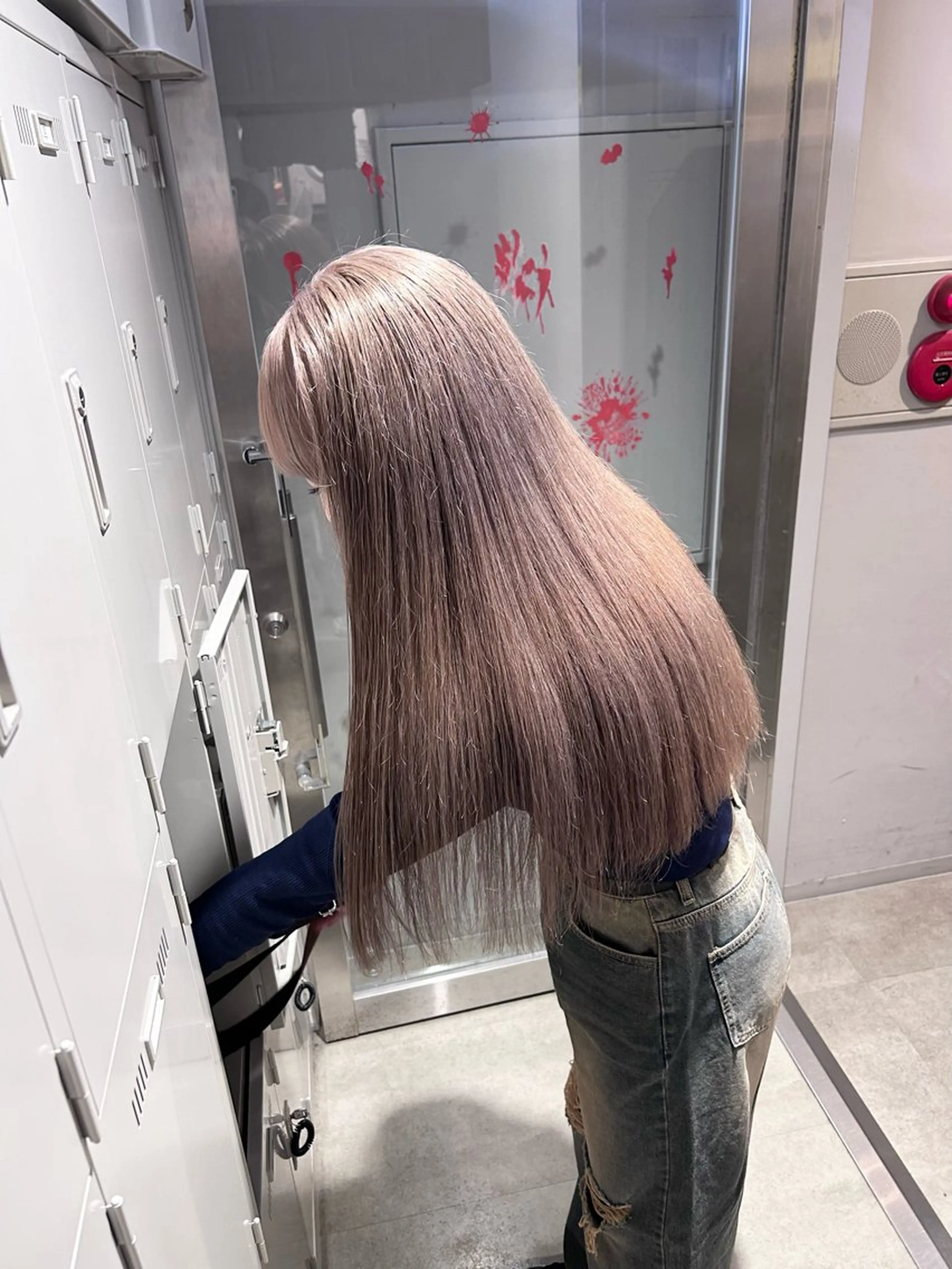 カラー ヘアカラー トリートメント 透明感ベージュ🤎 ナチュラルレイヤーのヘアスタイル