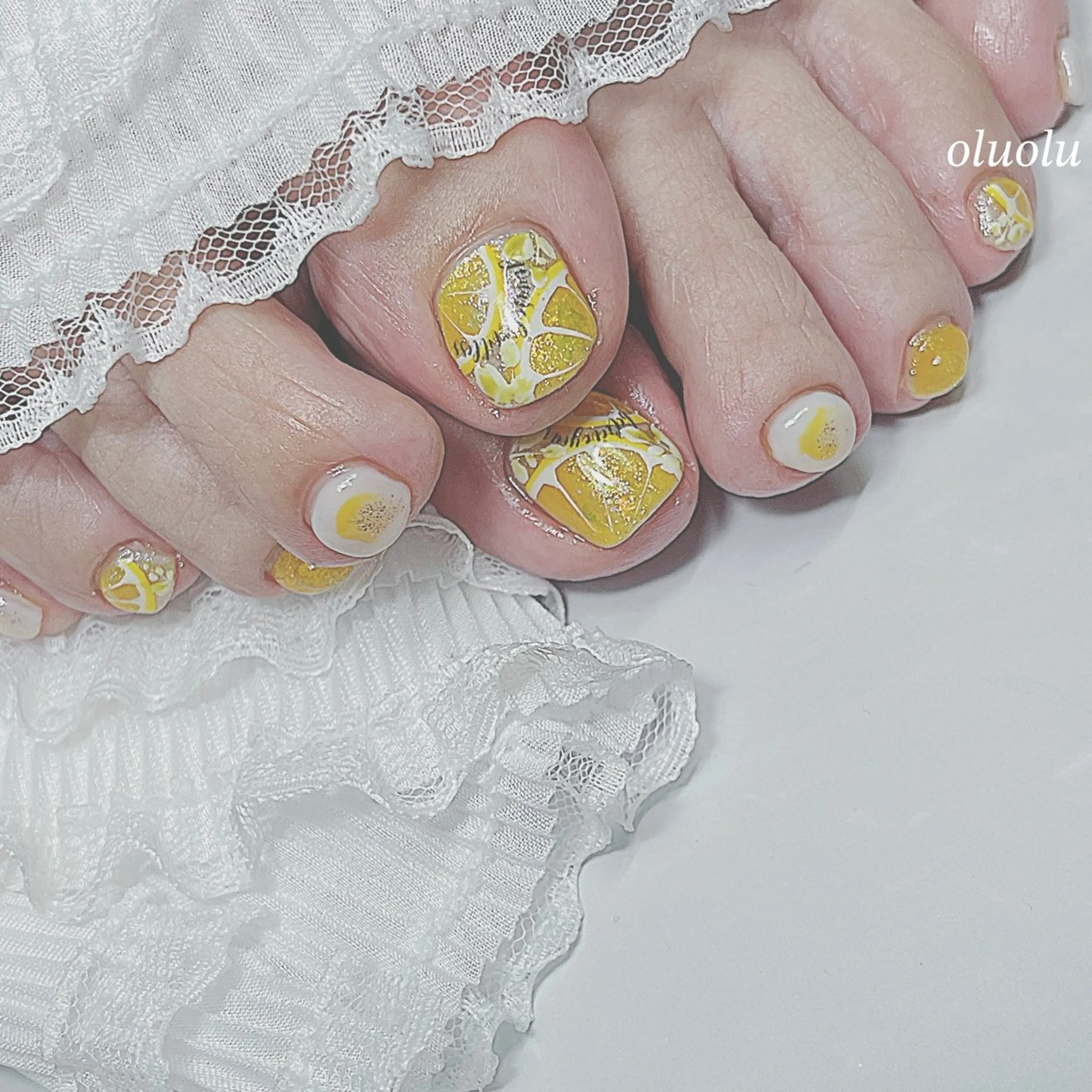 ネイル アートネイル フットネイル ニュアンスネイル オレンジ 夏ネイル フットネイル 大村 紬華のネイルデザイン