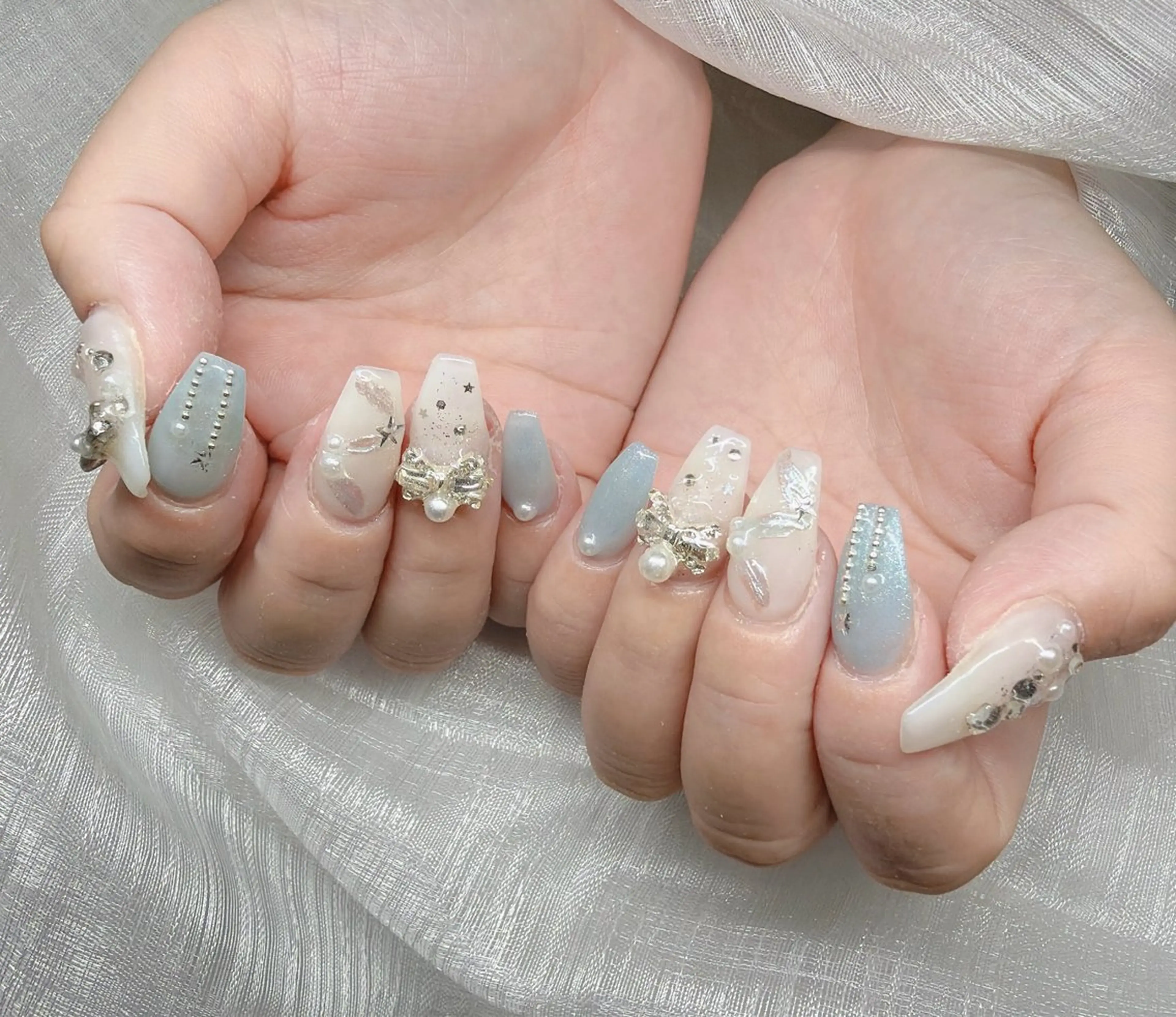 ネイル ハンドネイル Lee Nailsのネイルデザイン