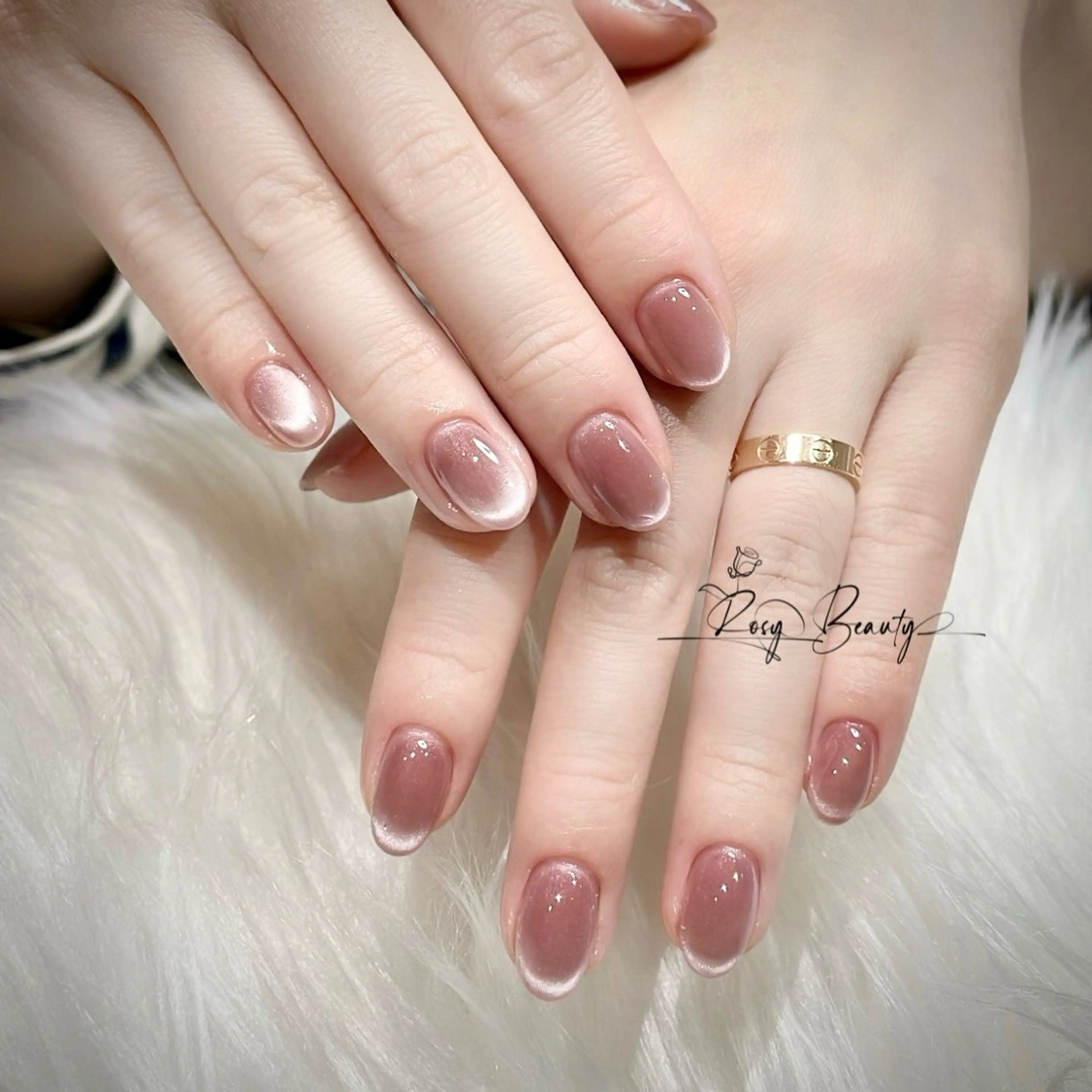 ネイル ハンドネイル RosyBeauty Salonのネイルデザイン