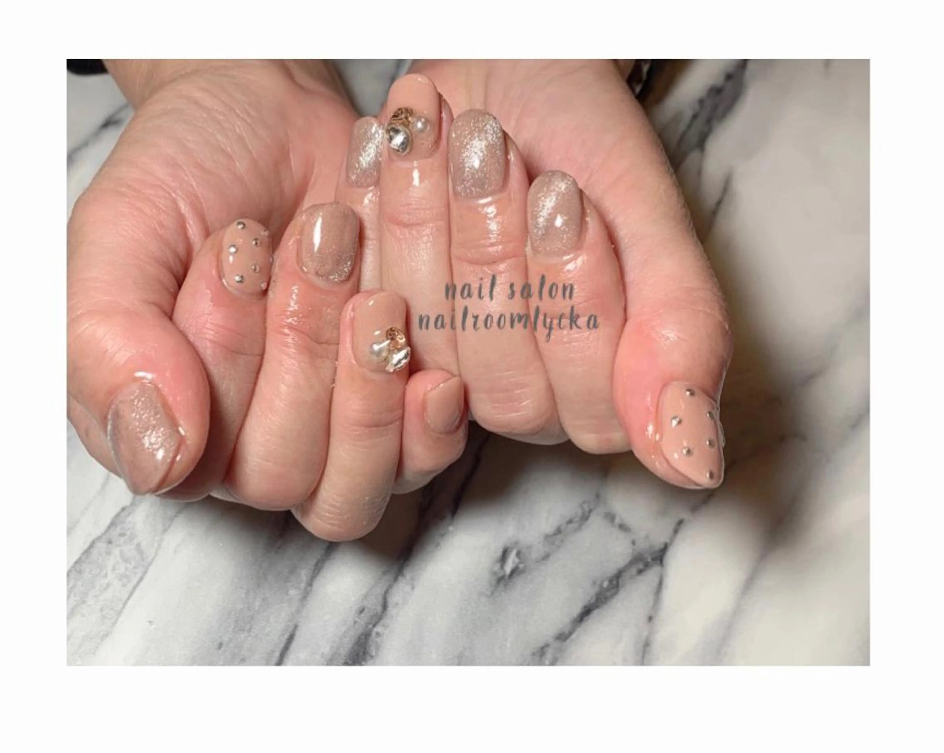 ネイル ﾈｲﾙﾙｰﾑﾘｯｶ 𝐦𝐚𝐲𝐮のネイルデザイン