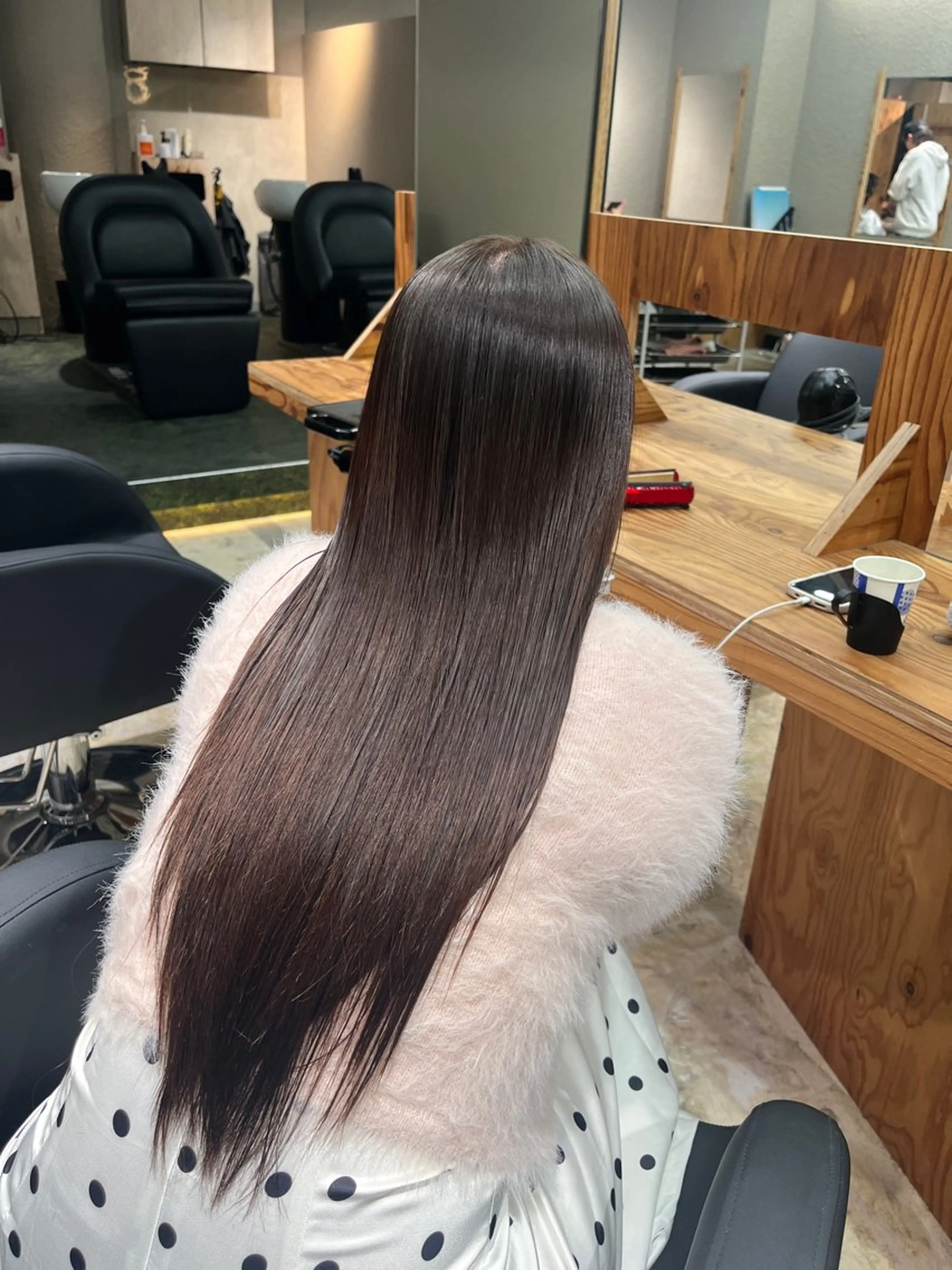 ロング 💖艶ハイトーン髪質 改善💖ケンシンのヘアスタイル