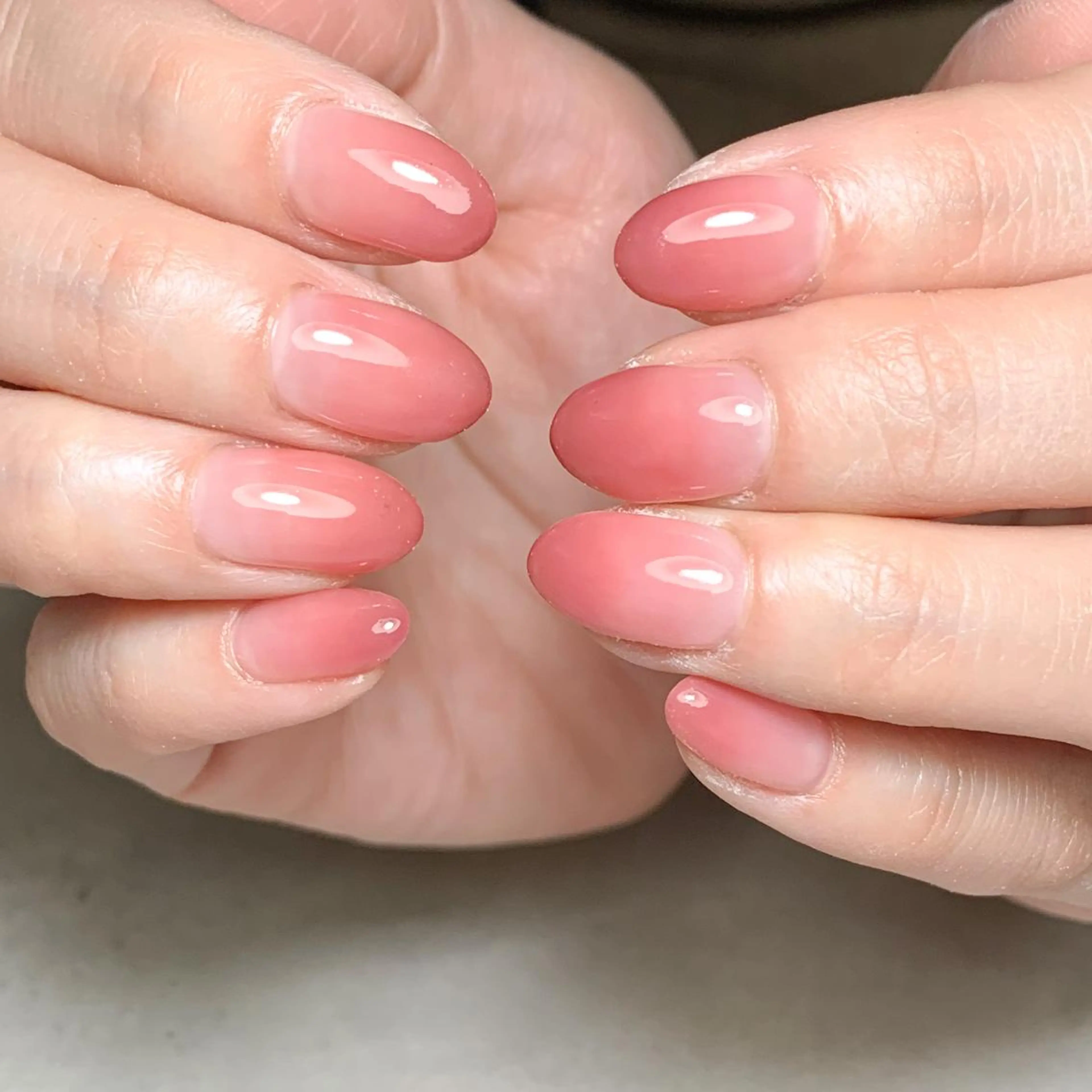 ネイル ジェルネイル FIORITURA aiのネイルデザイン