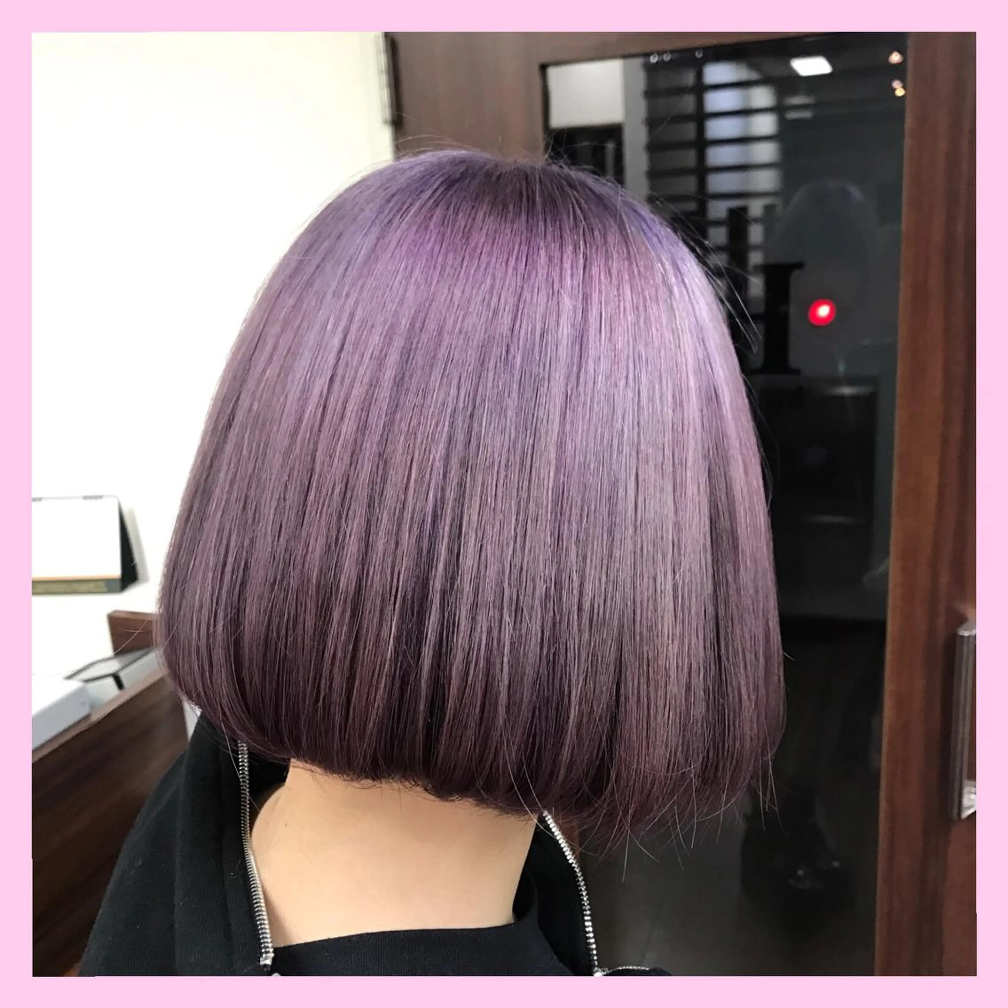 カラー SHIN/レイヤー カット×クロスパーマのヘアスタイル