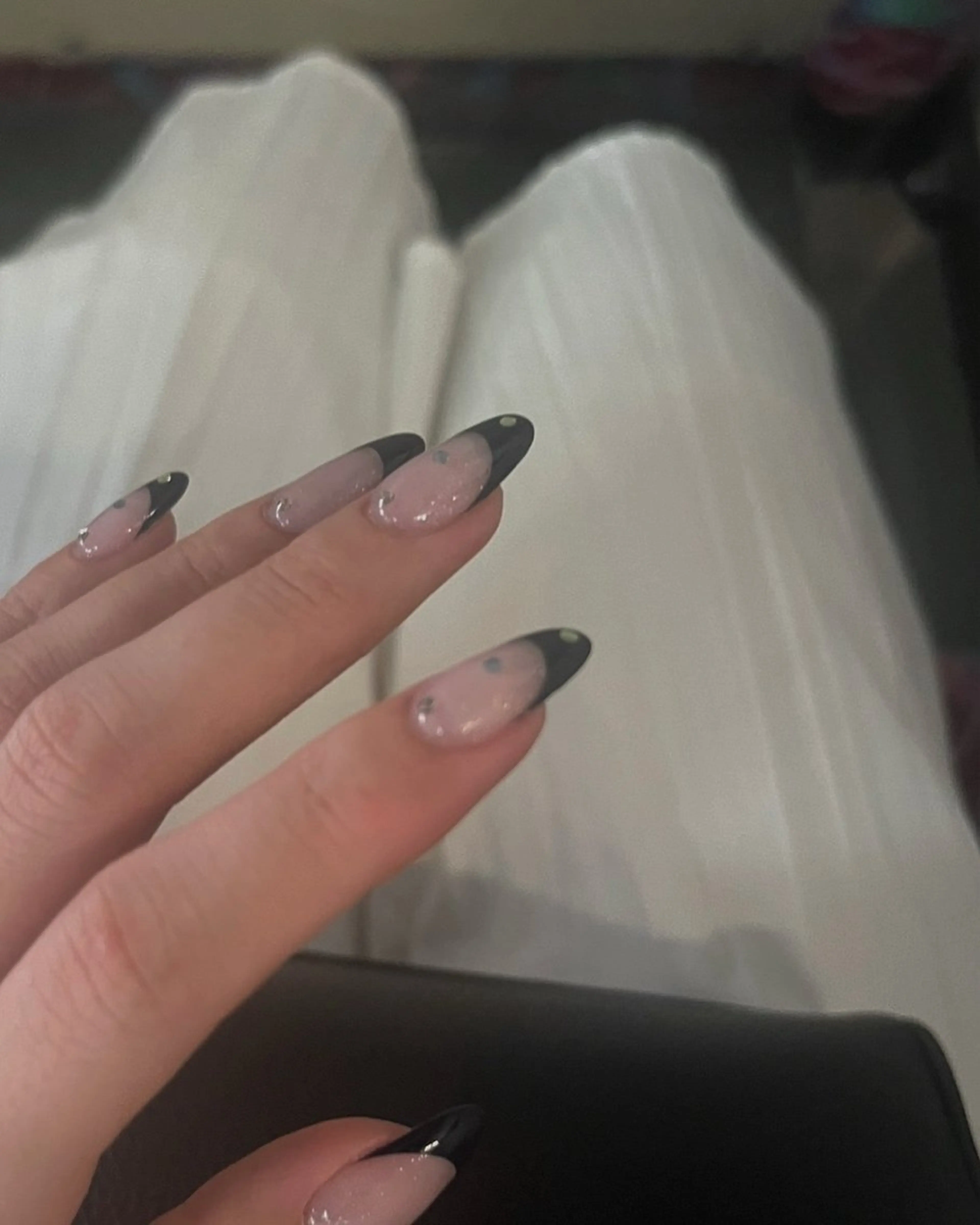 ネイル フレンチネイル ネイビー ハンドネイル atelier moiのネイルデザイン