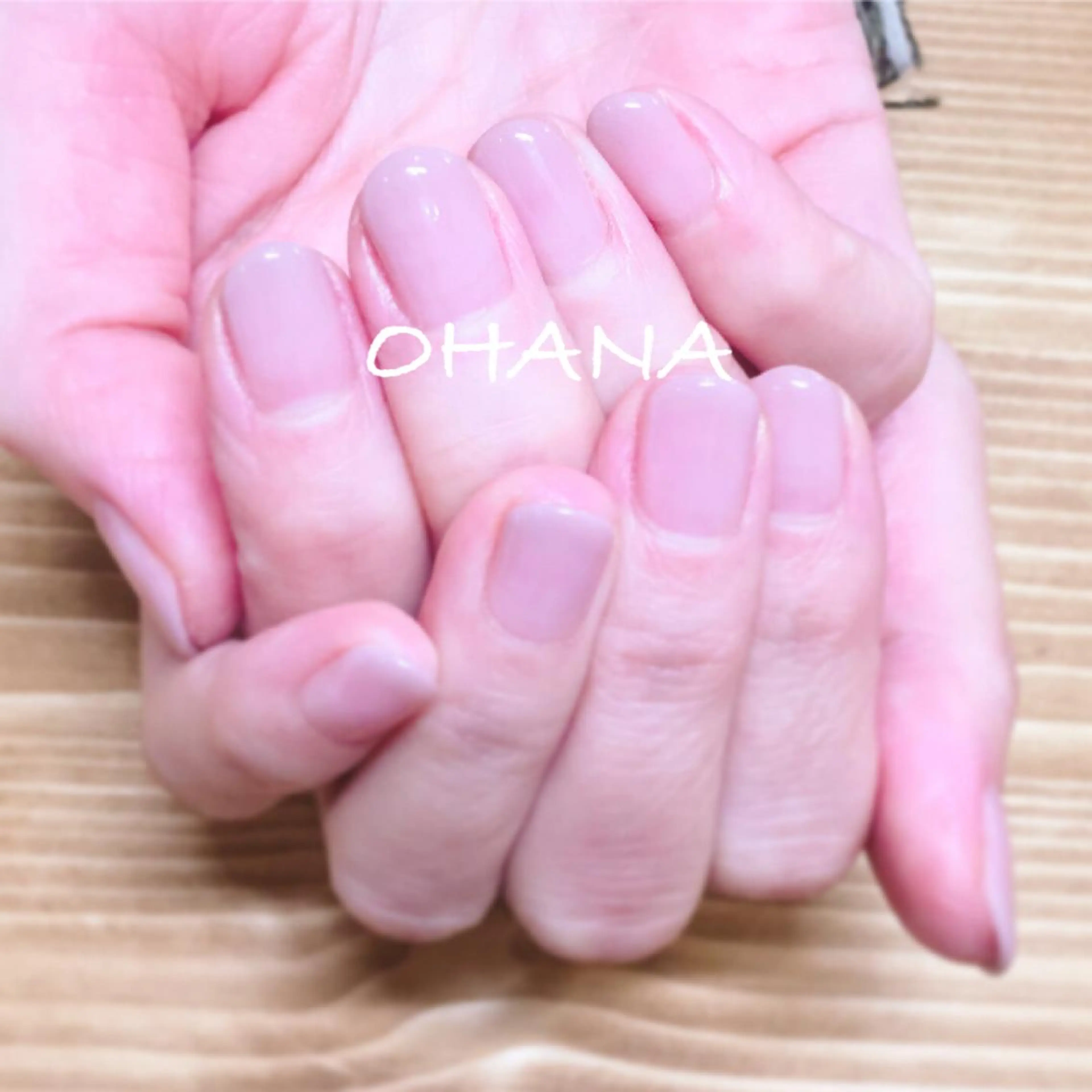 ネイル べっ甲ネイル フットネイル ラメ(グリッター) ラメグラデーション マグネットネイル nailroom OHANA🌴のネイルデザイン