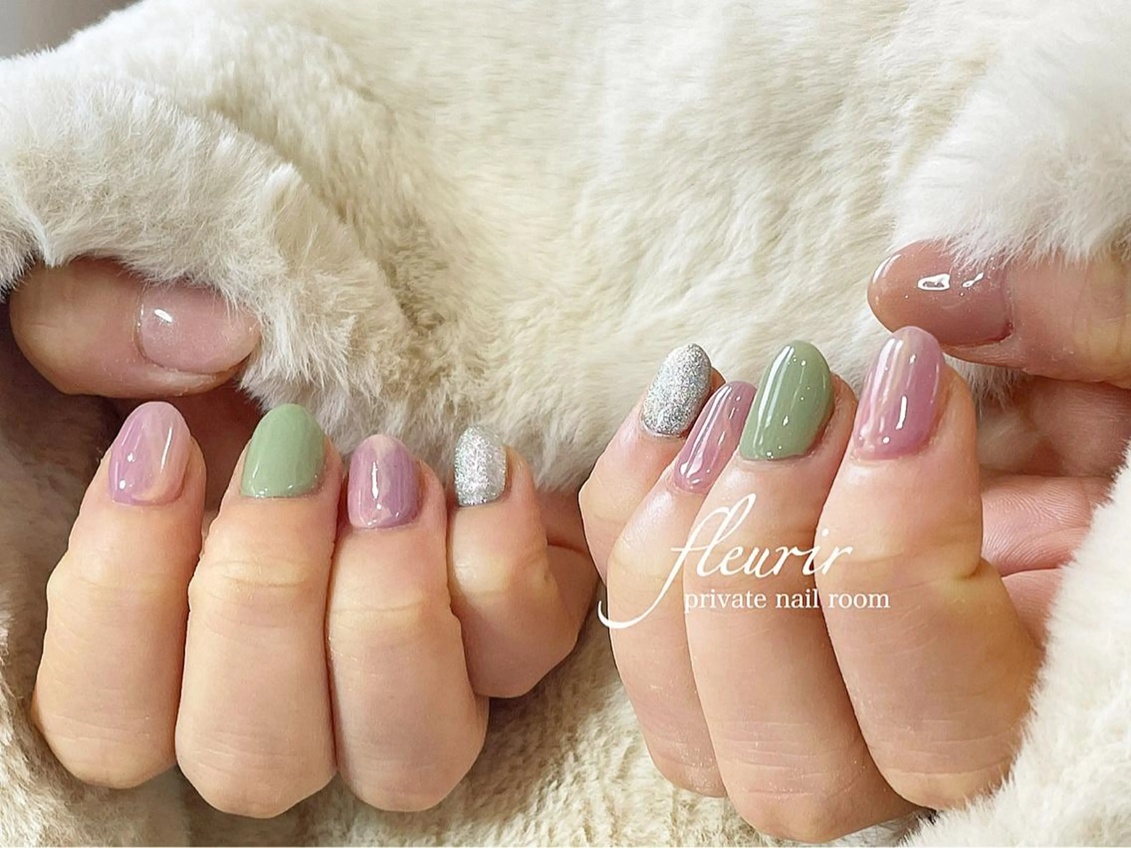 ネイル ニュアンスネイル ピスタチオネイル 春ネイル フルリール 【プライベートサロンのネイルデザイン
