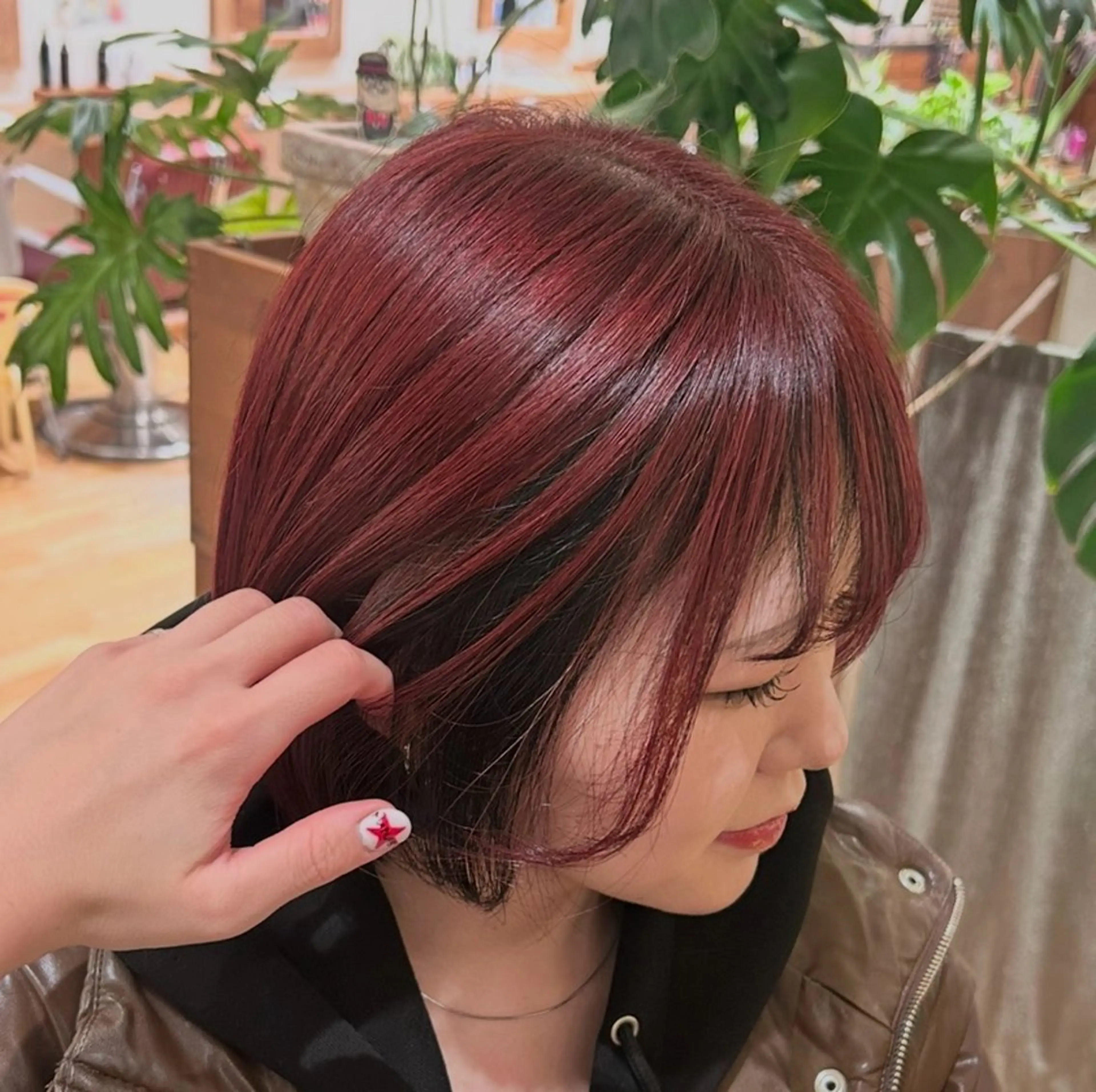 カラー 黒髪 インナーカラー 大髙 まりののヘアスタイル