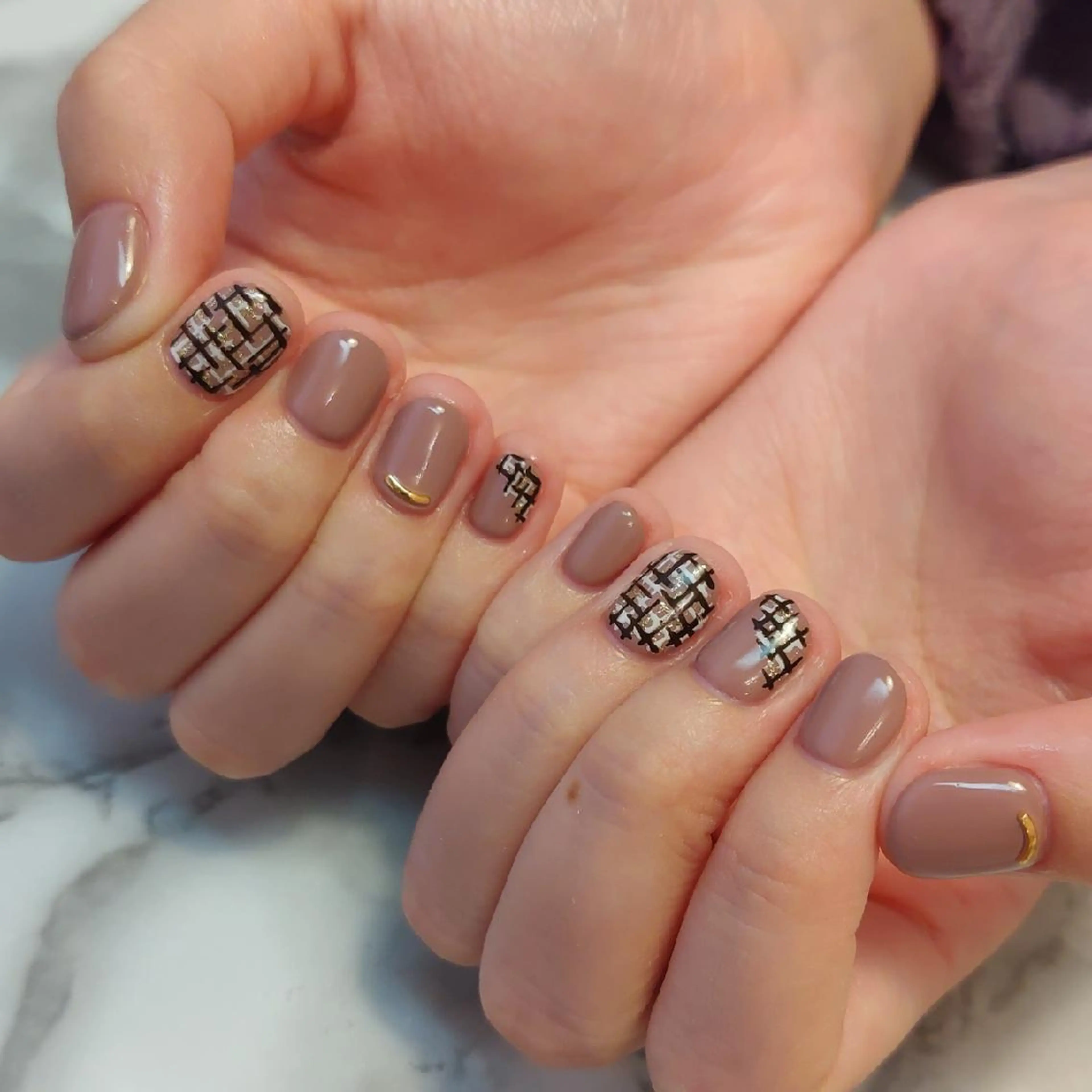 ネイル ツイードネイル ジェヌインネイル 河内のネイルデザイン