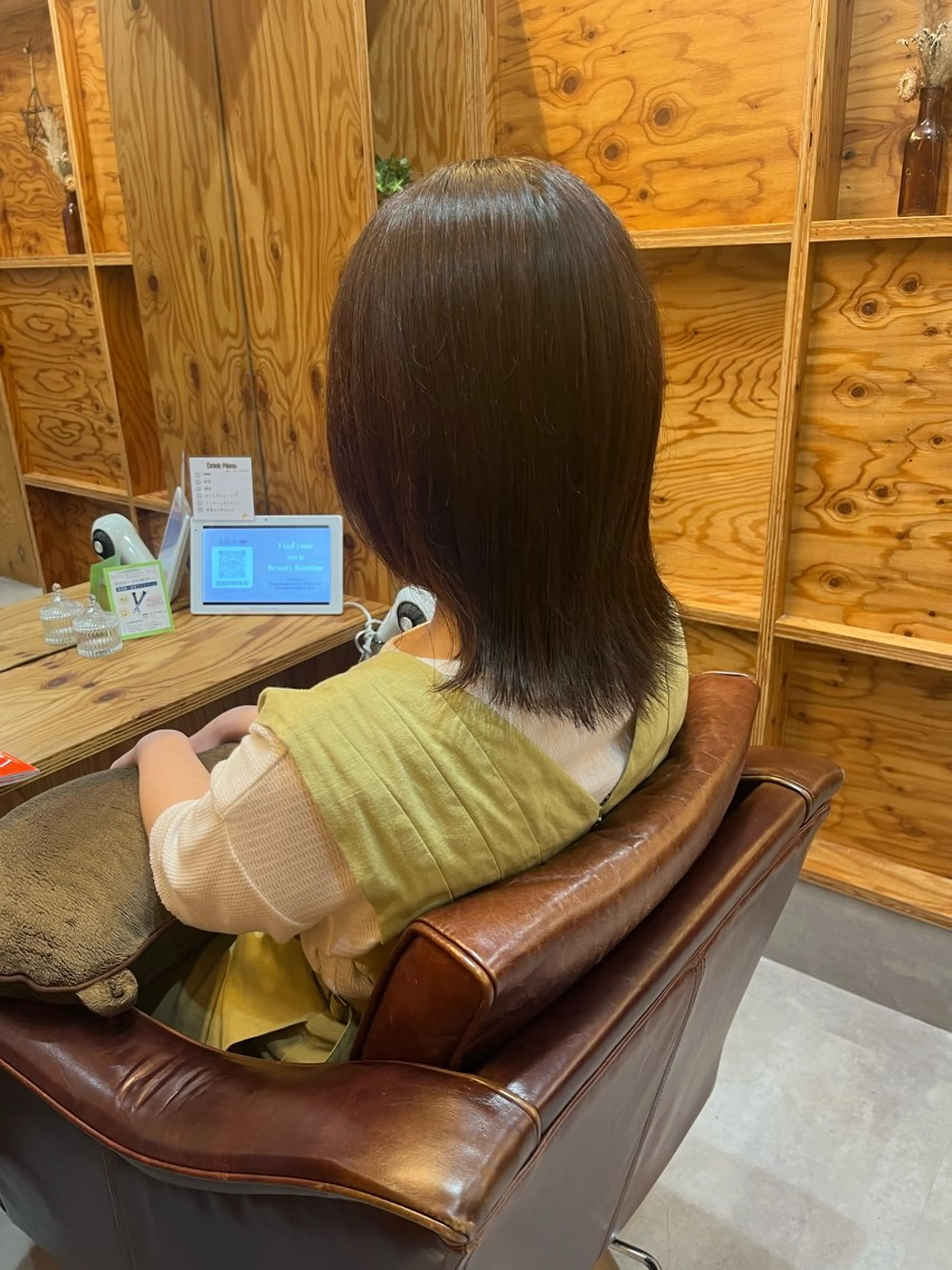 ミディアム 星野 美紅のヘアスタイル