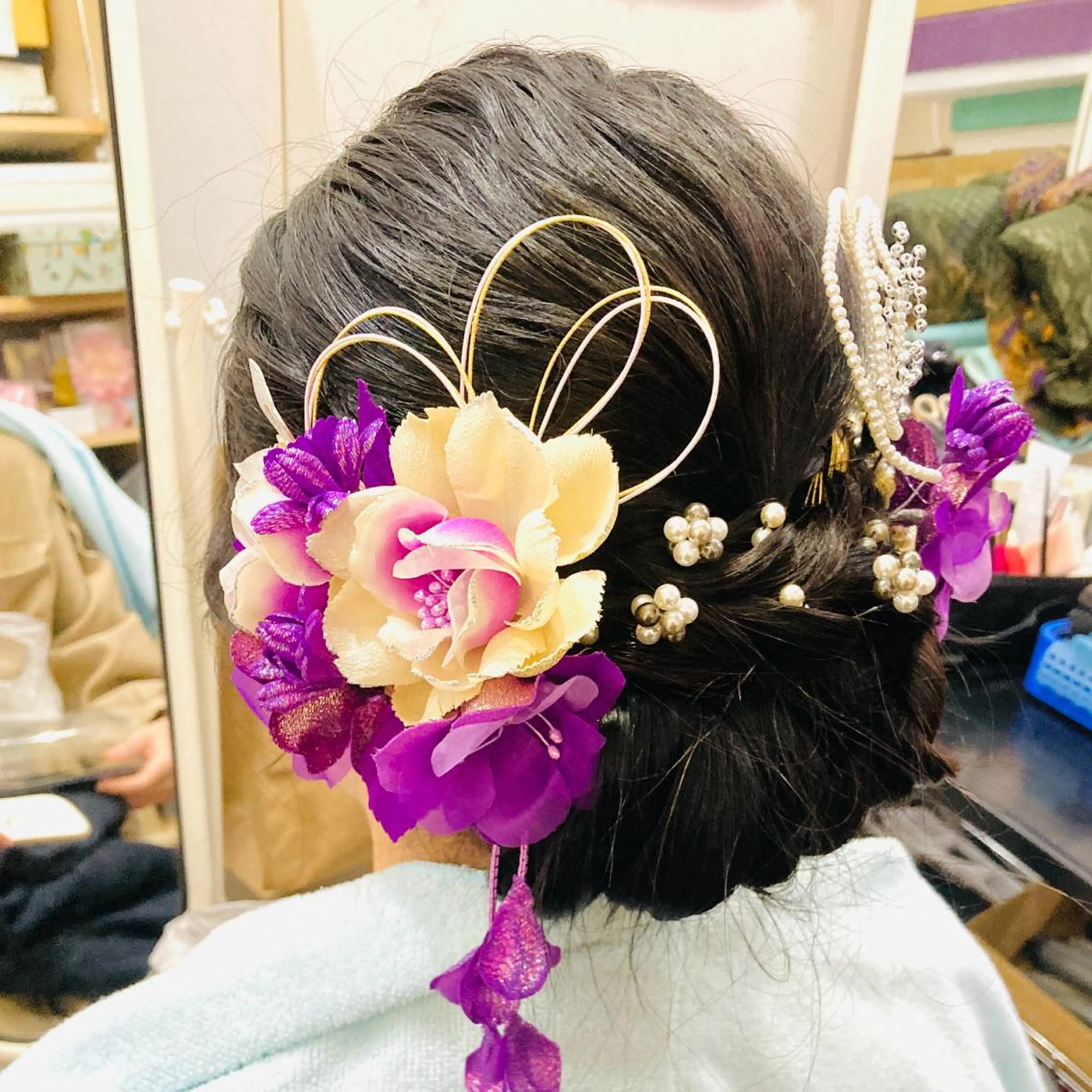 ロング ヘアアレンジ 成人式 着物ヘア 卒業式のヘアスタイル ヘアセット 小顔美肌&ヘアメイク 丸山紗來のその他イメージ