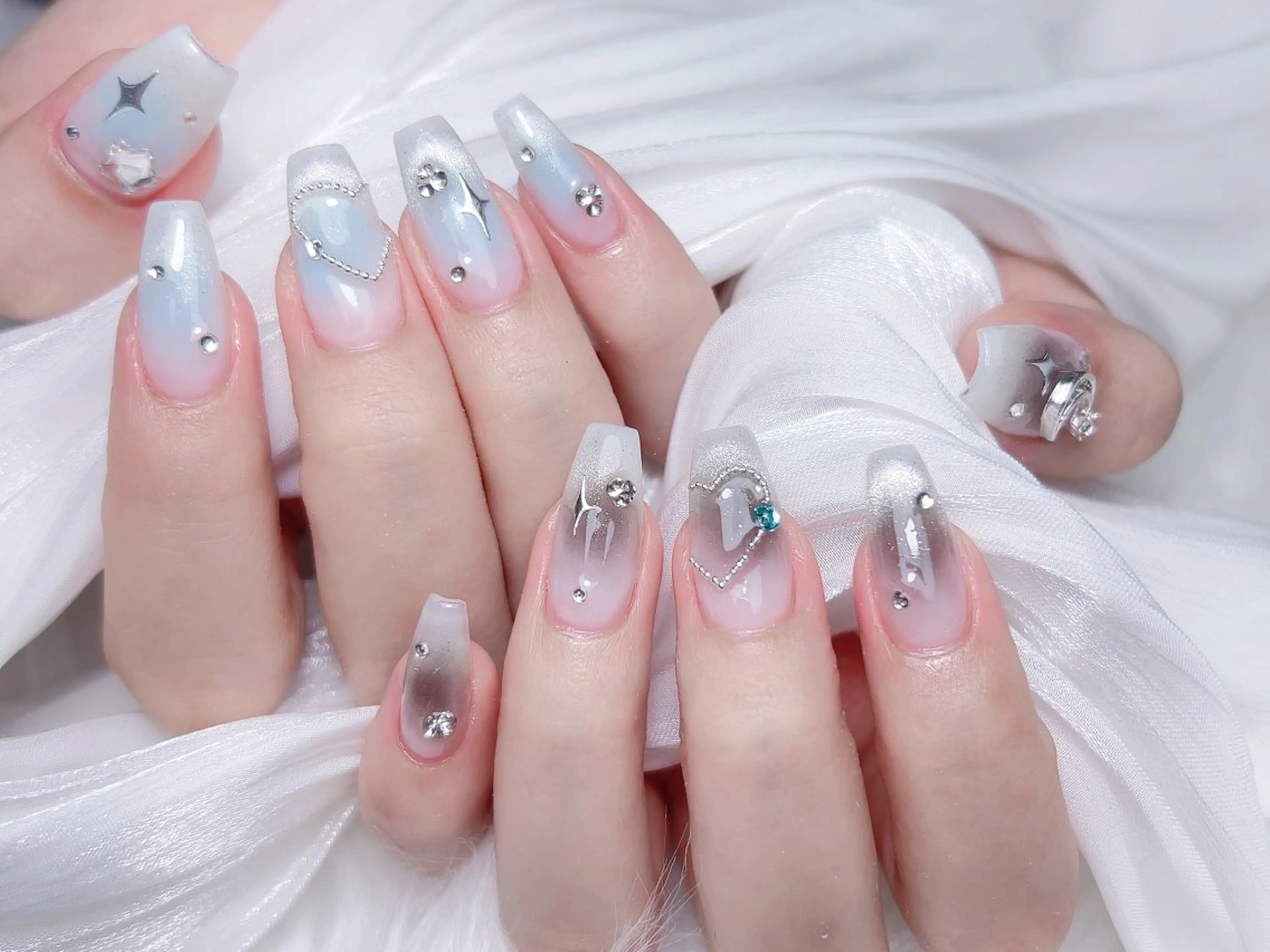 ネイル ハンドネイル M🌷nail 長さだし専門店のネイルデザイン
