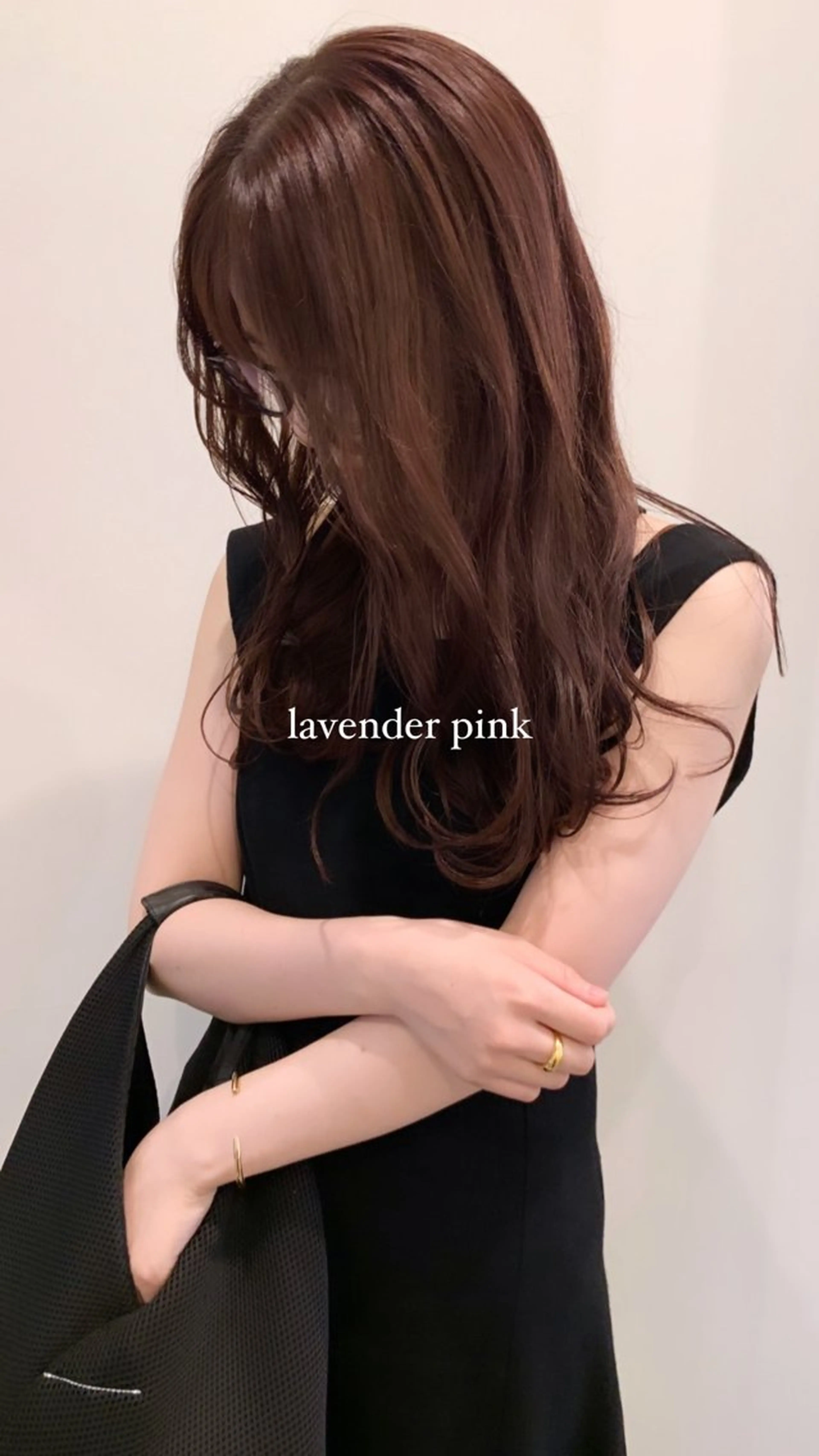 セミロング カラー ブリーチ ラベンダーカラー ラベンダーピンク ブリーチなしカラー ピンクカラー カット ヘアカラー トリートメント 落合希 Olivebeigeのヘアスタイル