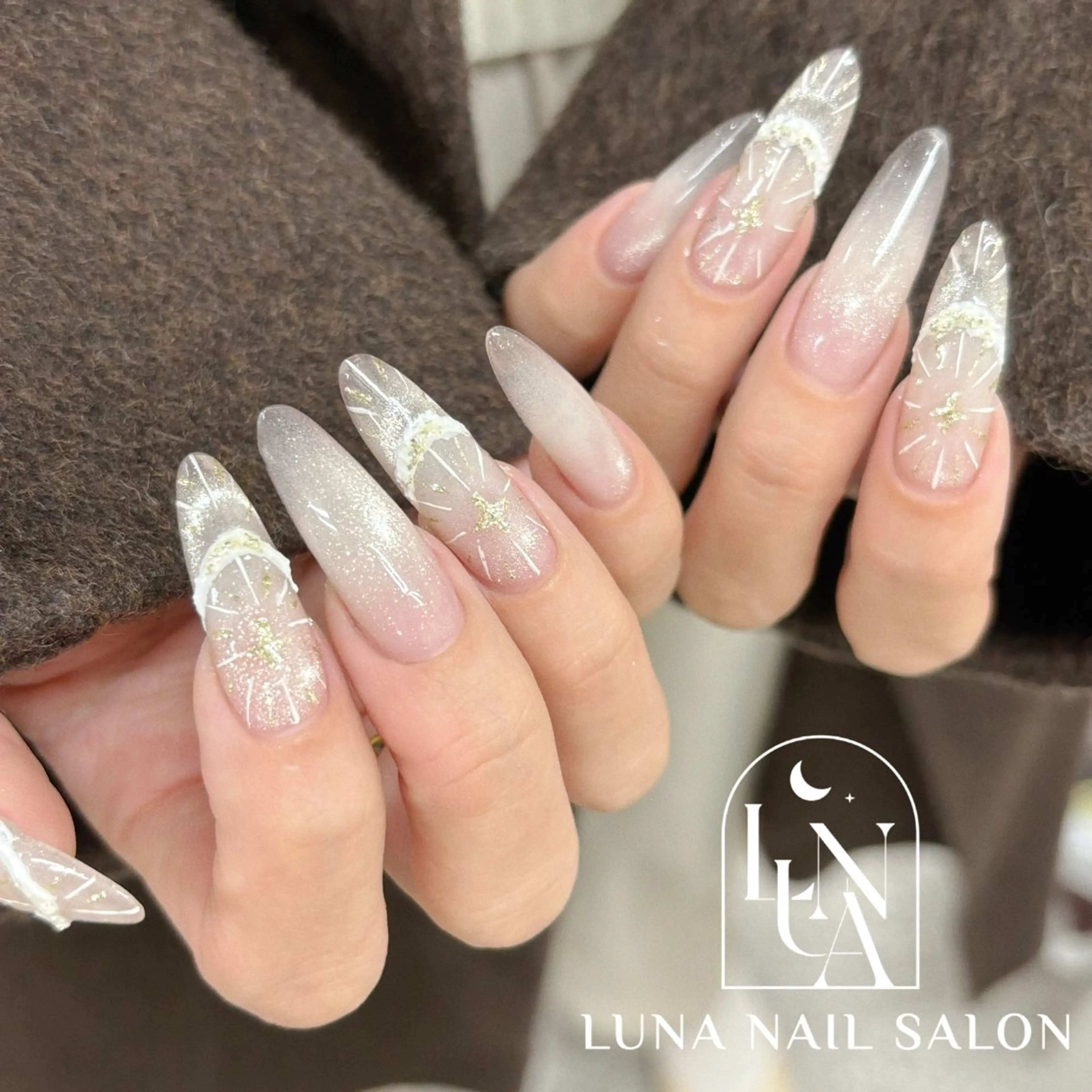 ネイル 冬ネイル クリスマス ハンドネイル ハンドケア LUNA Nail salon💕のネイルデザイン