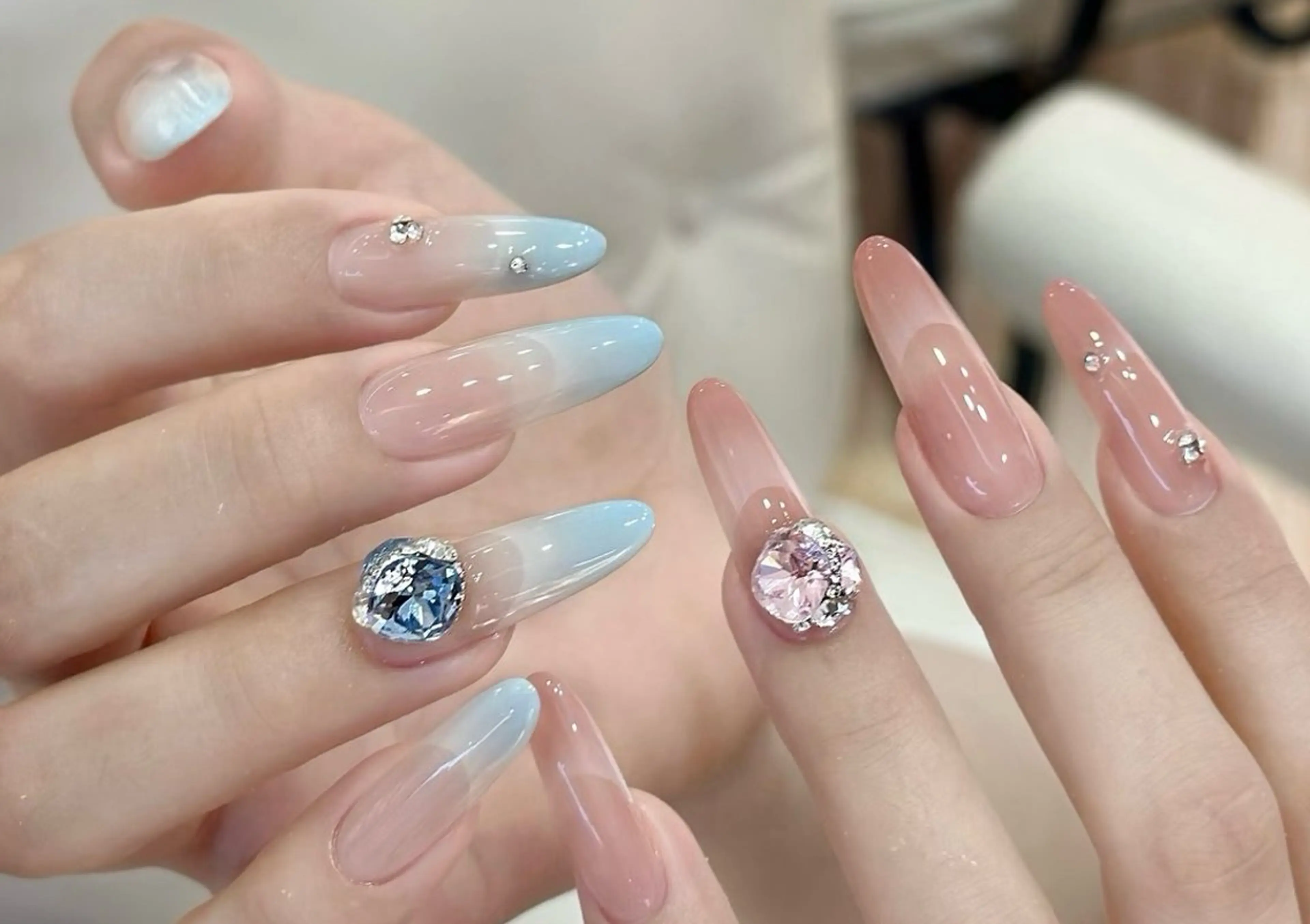 ネイル チークネイル フラワーネイル ガーリー 韓国ネイル マグネットネイル SunNail池袋駅 ワンホンネイルのネイルデザイン