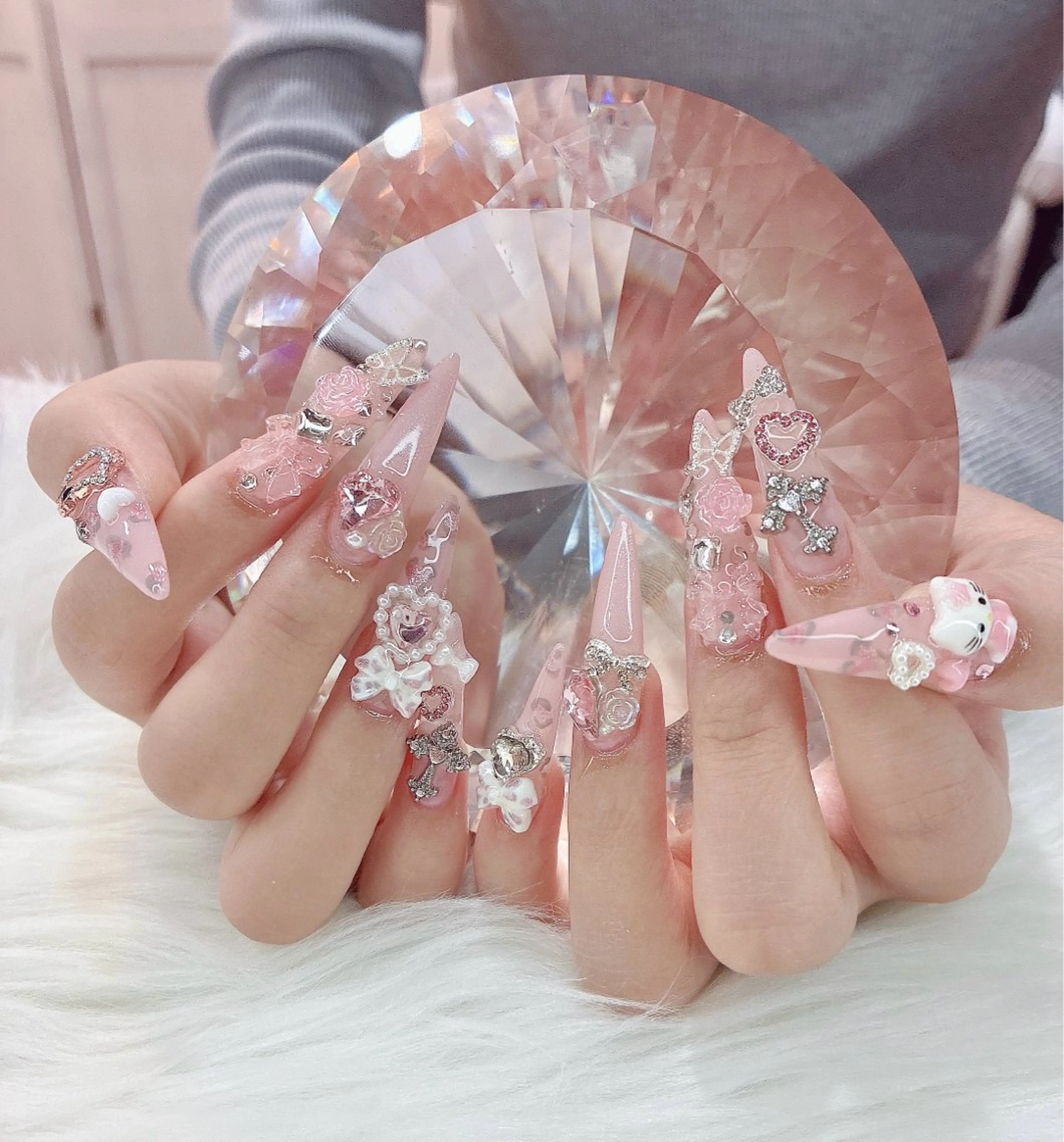 ネイル LoaChaton kaeのネイルデザイン