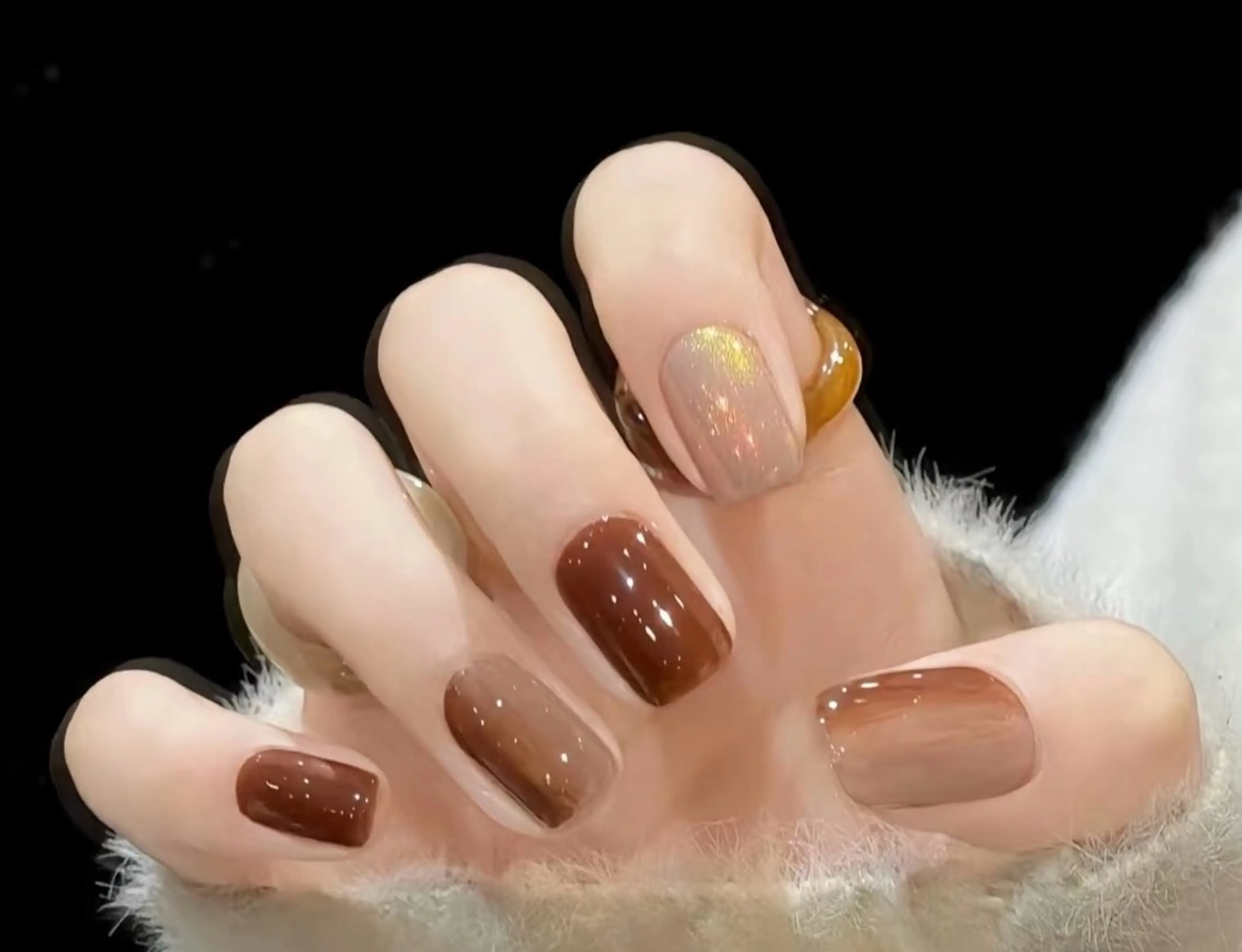 ネイル 高木 維麗絲のネイルデザイン