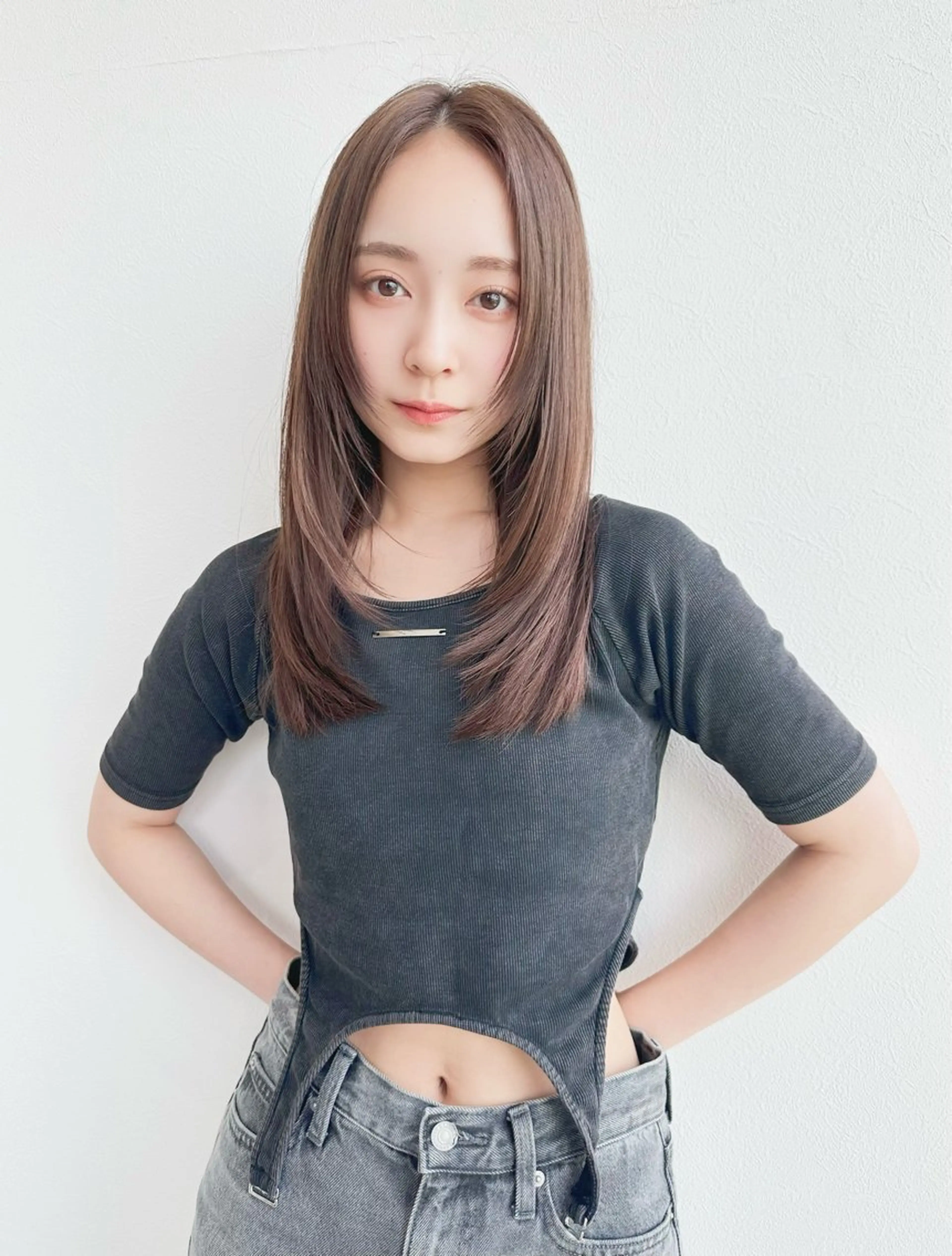 セミロング カラー 髪質改善 レイヤーカット カット ヘアカラー KURO/韓国ヘア /レイヤーカットのヘアスタイル