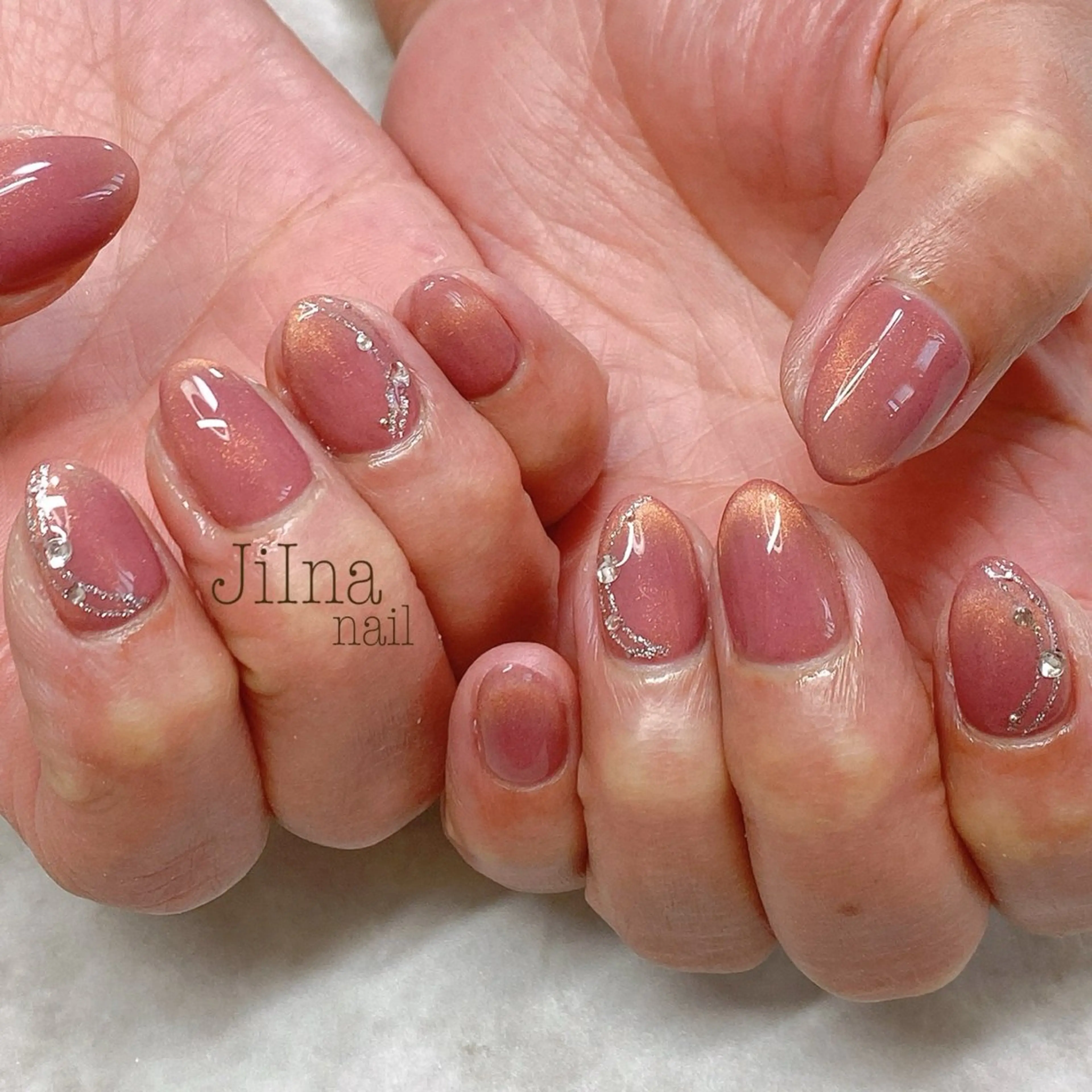 ネイル マグネットネイル ストーンネイル JiIna nailのネイルデザイン
