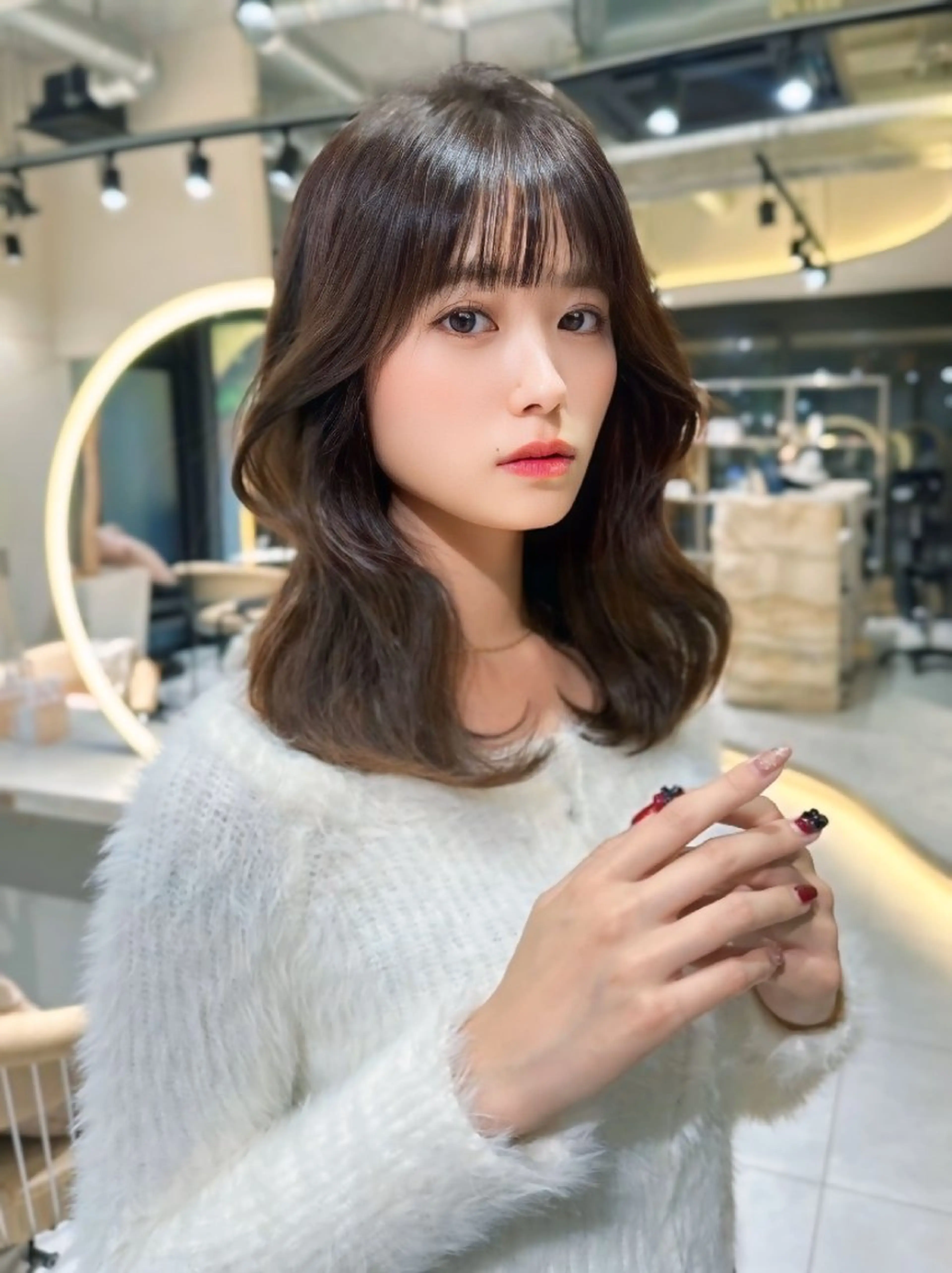 セミロング ヘアアレンジ カラー くびれヘア ✨レイヤー/韓国 /✨ヘア山下　遥のヘアスタイル